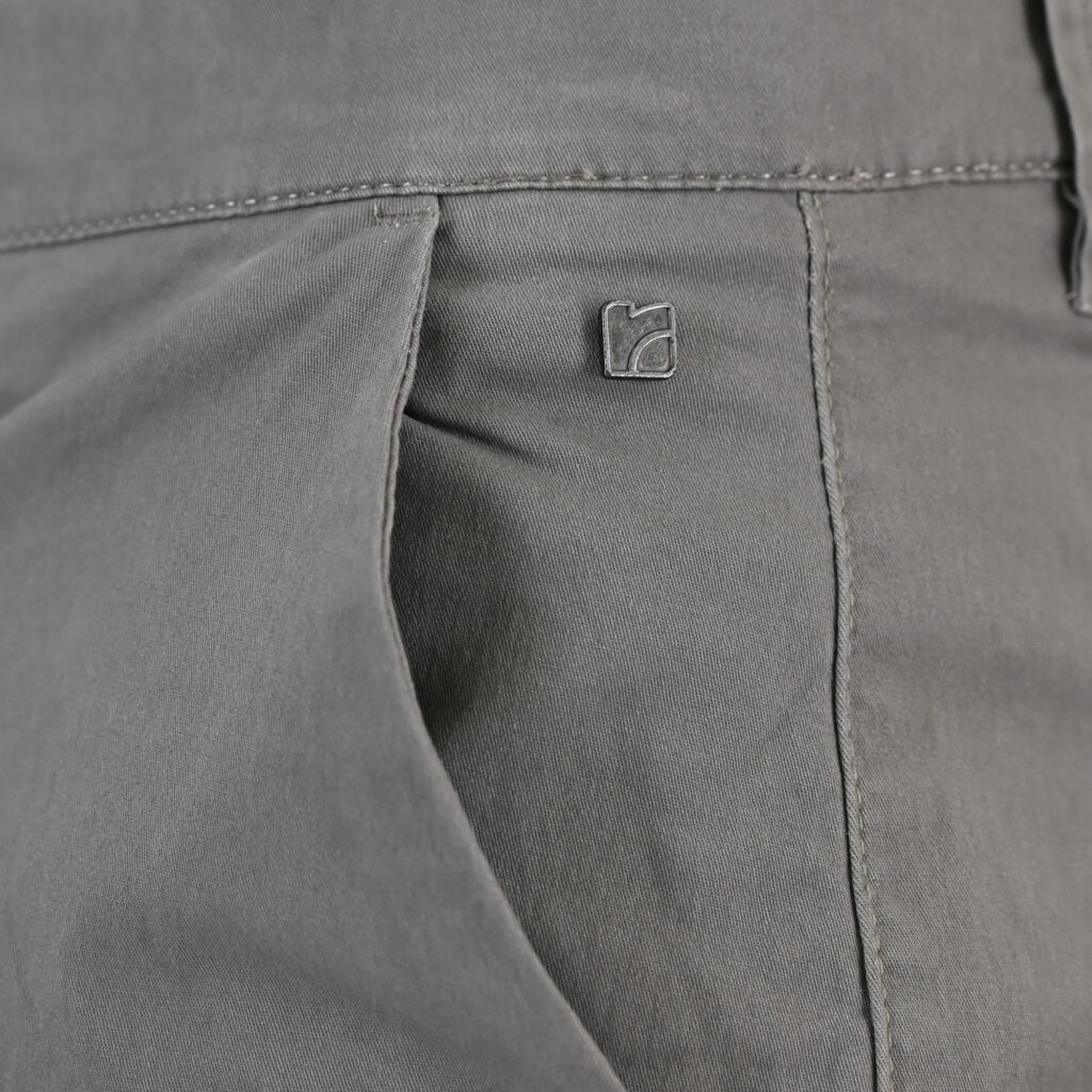 261RCP-4084 Chinos Pants LT Charcoal