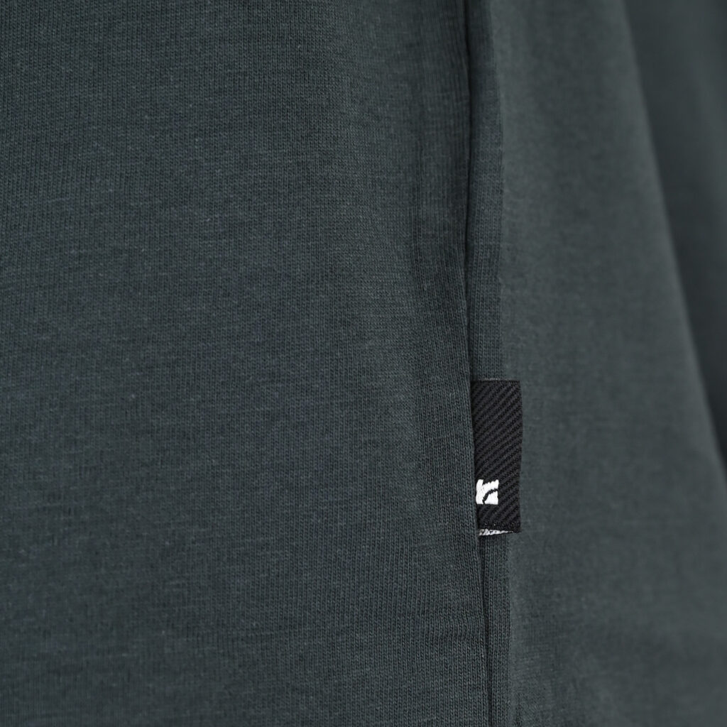 261RTS-9082 T-Shirts with Engraved Graphic Shadow Grey