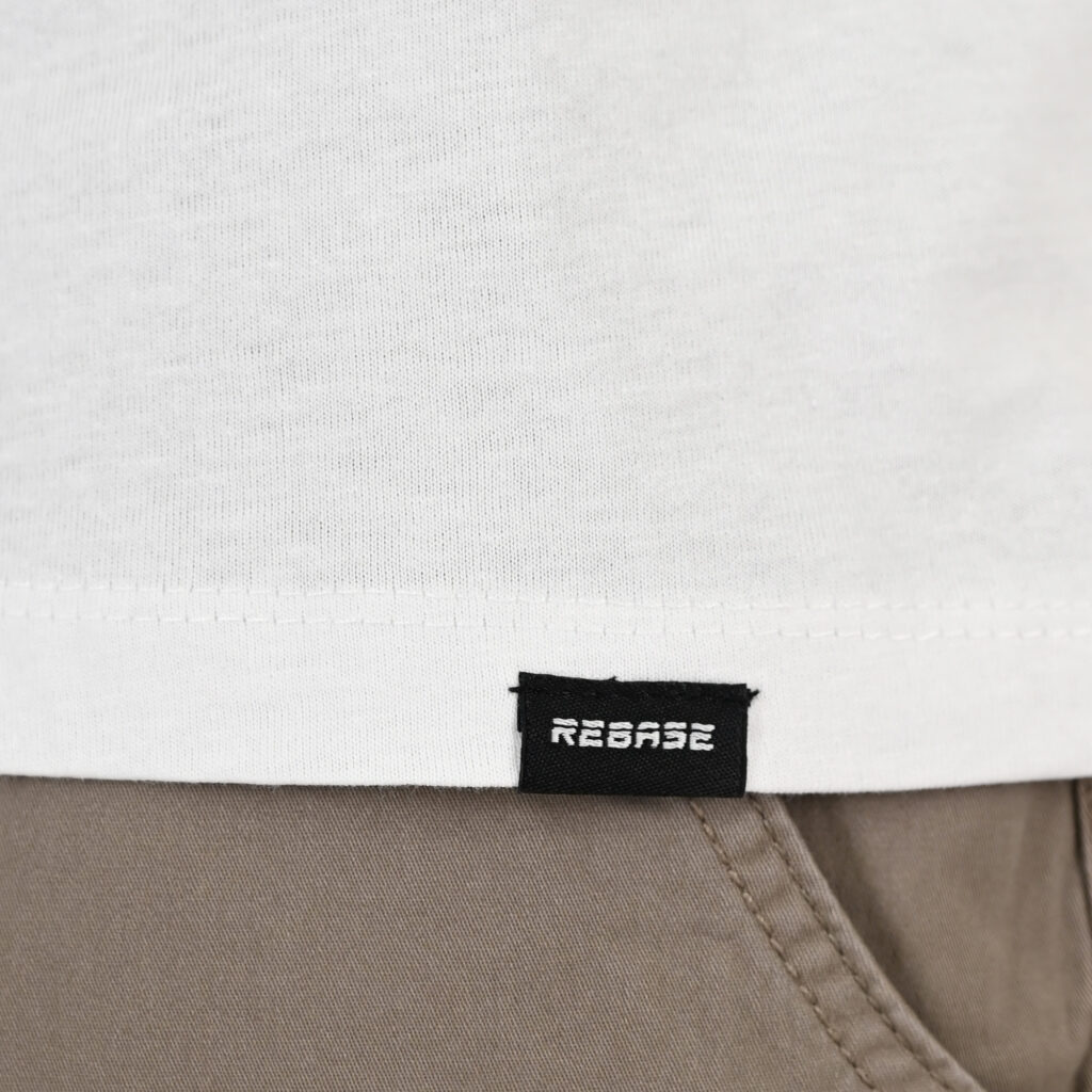 261RTS-9086 T-Shirts with High Density Print White