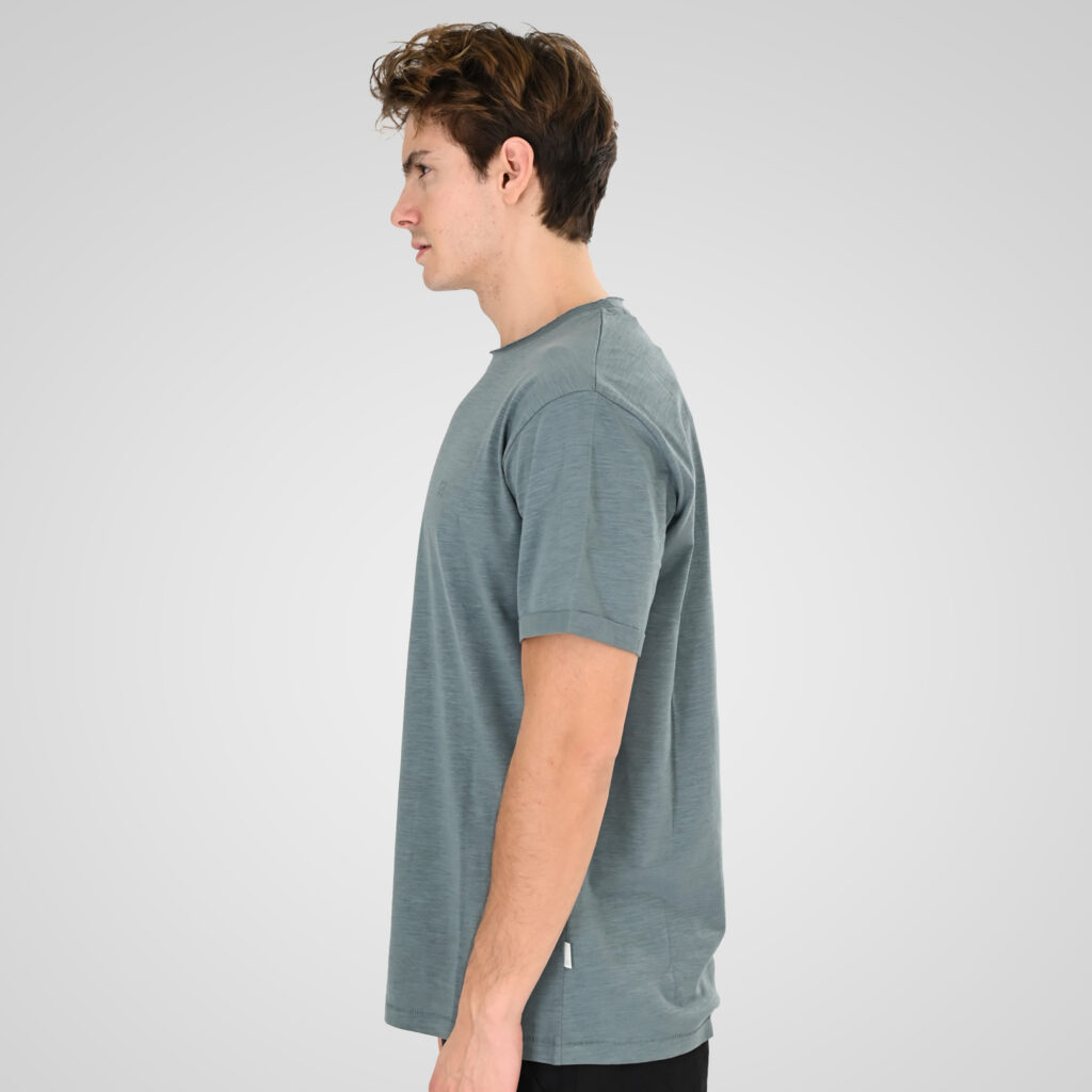 261RTS-9115 Flama T-Shirts with Print and Raw Edges Stone Blue