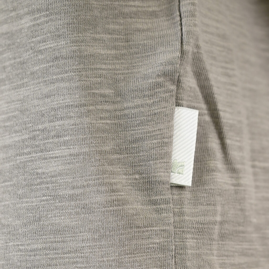 261RTS-9115 Flama T-Shirts with Print and Raw Edges Stone