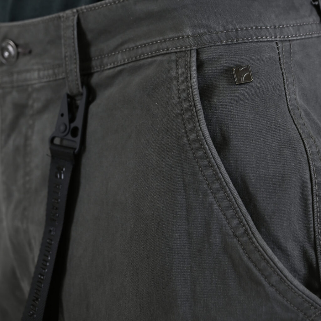 262RCCP-4110 CARGO PANTS WITH ELASTIC TAPE ON HEM SMOKE GREY