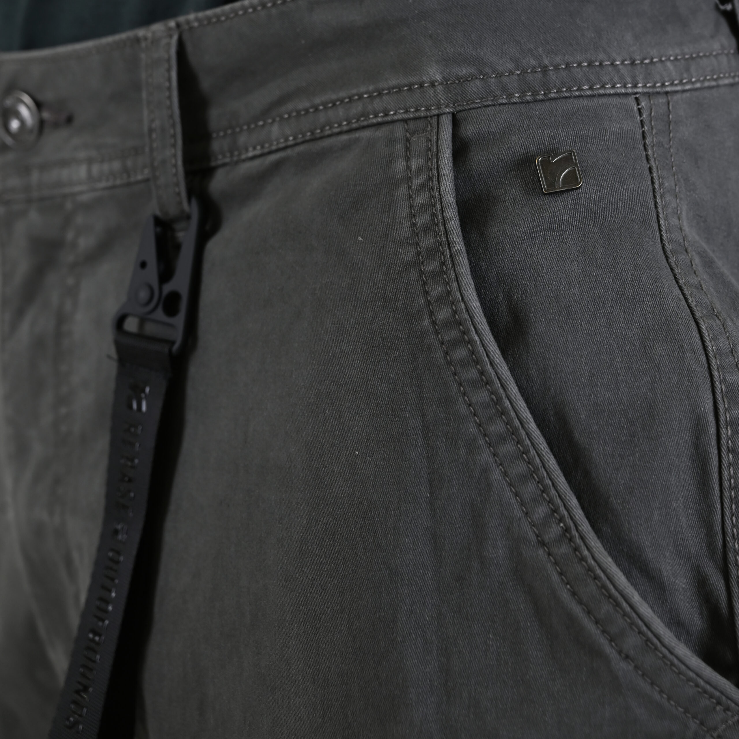 262RCCP-4110 CARGO PANTS WITH ELASTIC TAPE ON HEM SMOKE GREY - Image 6