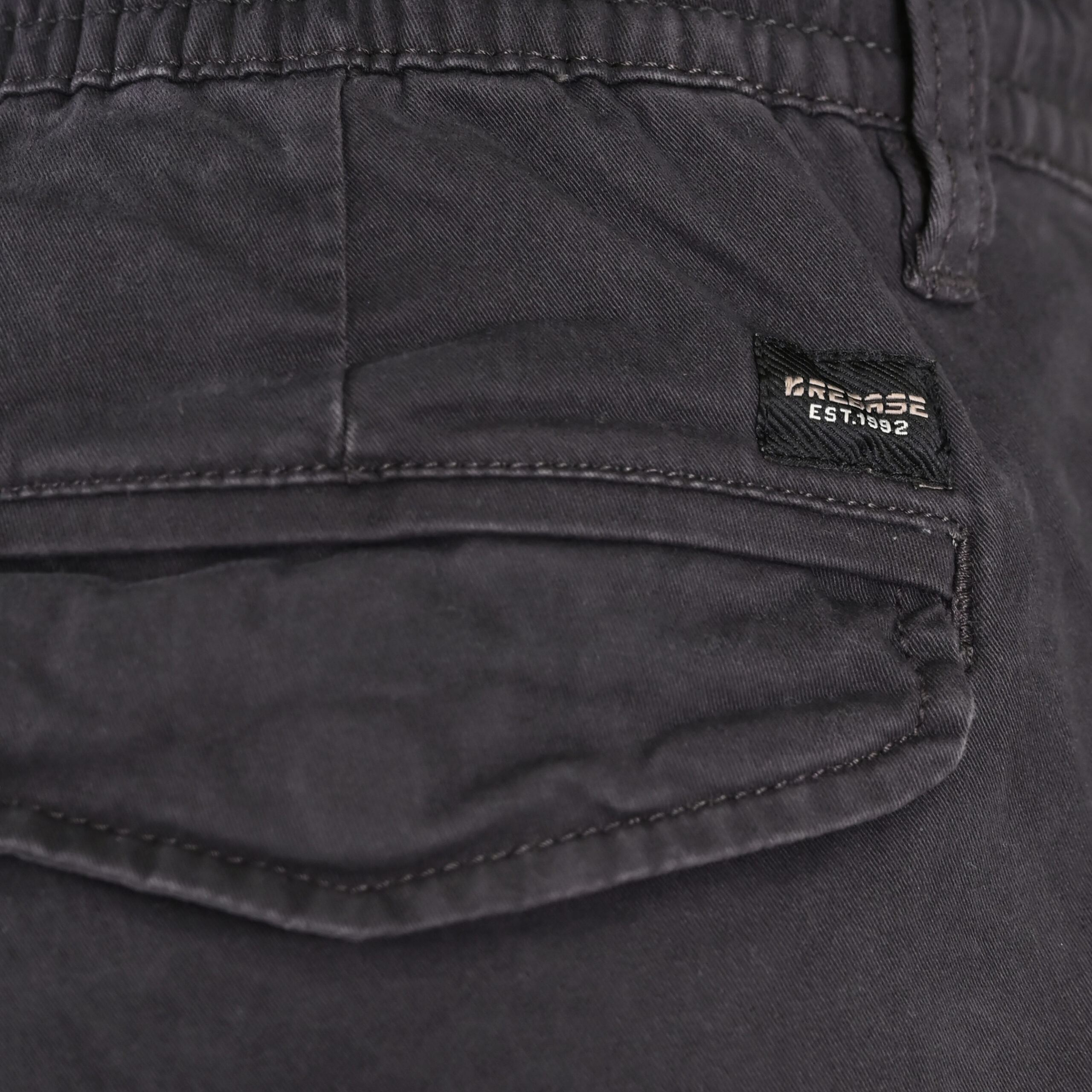 262RCCP-4139 CARGO PANTS WITH ELASTIC WAISTBAND AND HEM ANTHARCITE - Image 6