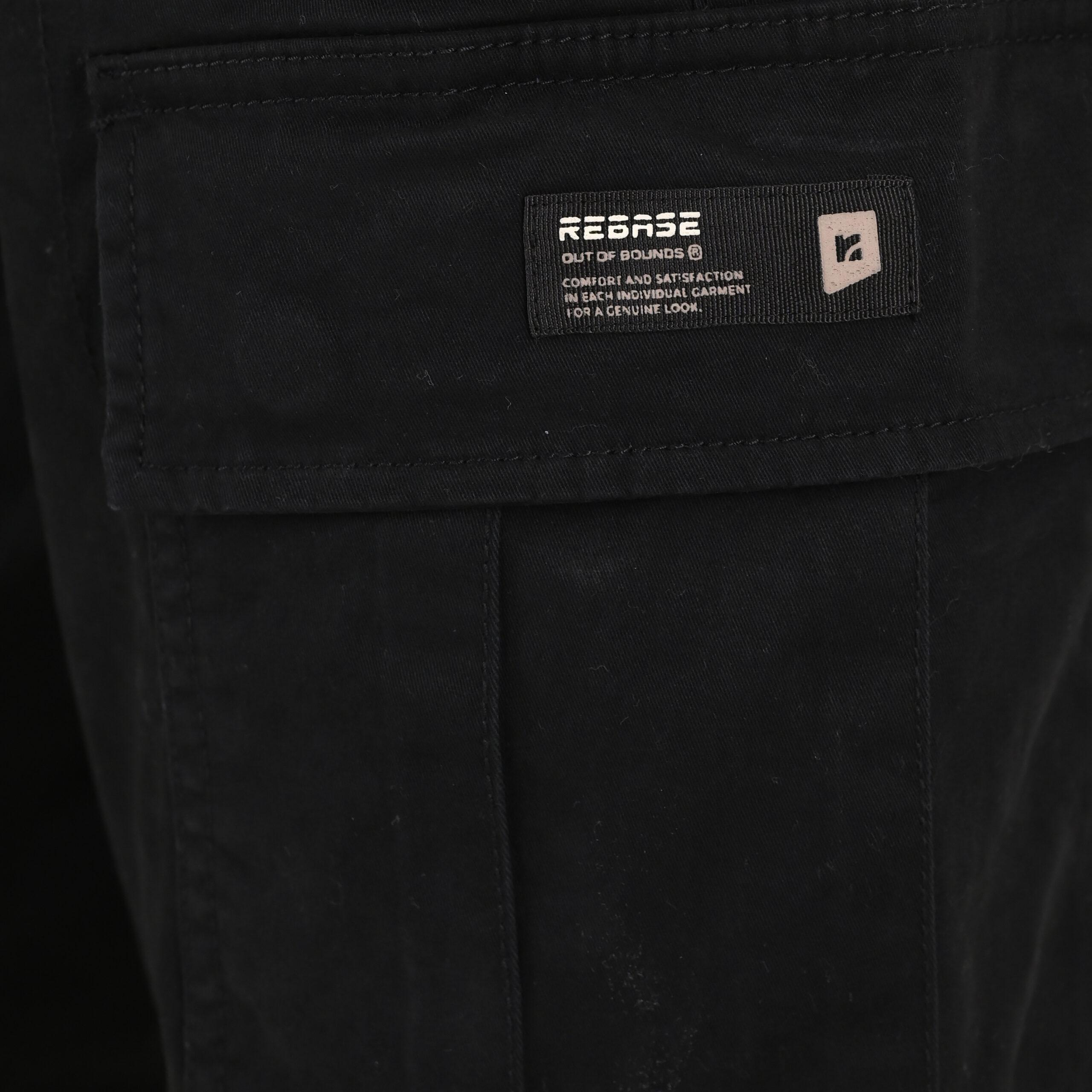 262RCCP-4139 CARGO PANTS WITH ELASTIC WAISTBAND AND HEM BLACK - Image 5