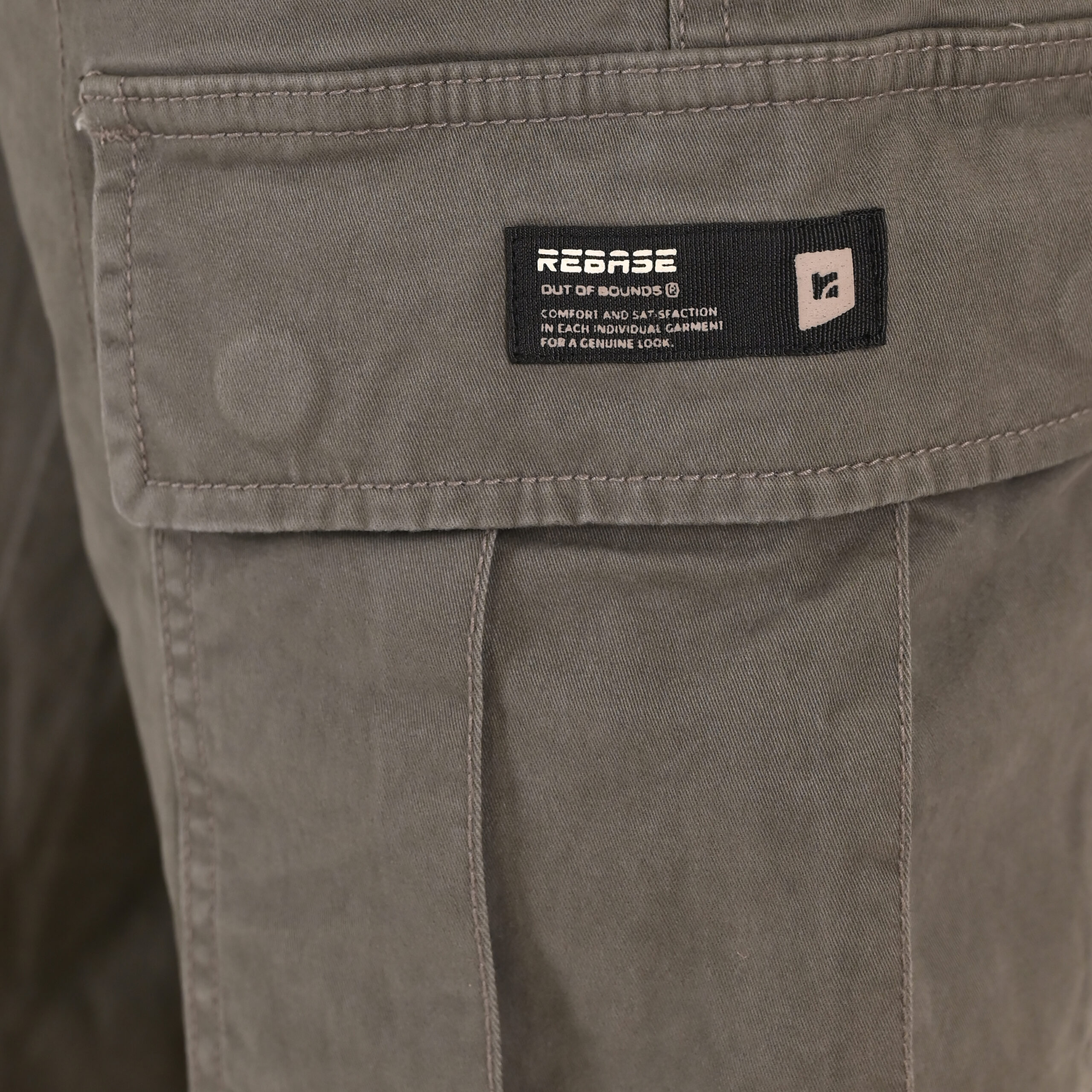 262RCCP-4139 CARGO PANTS WITH ELASTIC WAISTBAND AND HEM OLIVE - Image 5