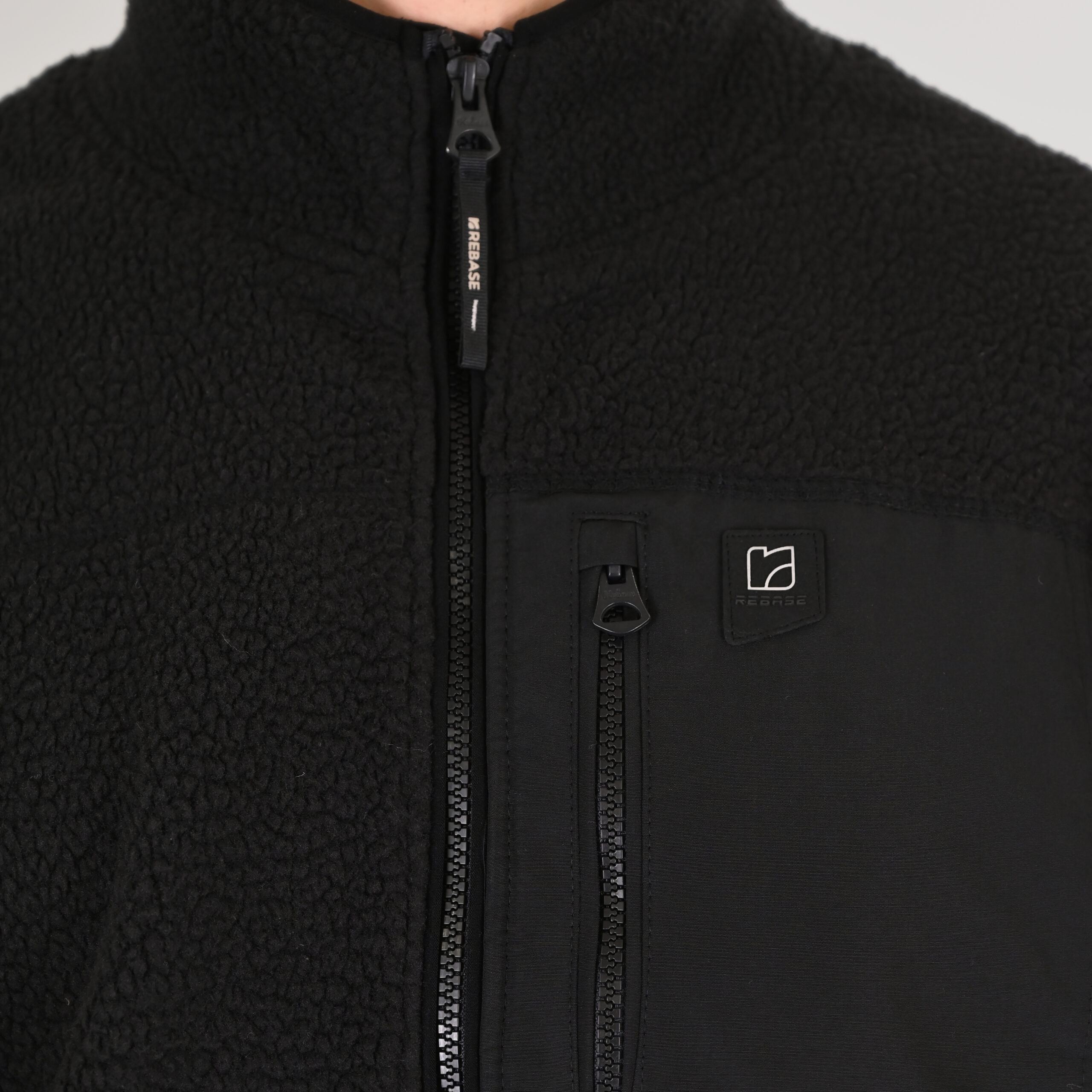 262RFT-7080 SHERPA FULL ZIP WITH PATCH CHEST POCKET BLACK - Image 5