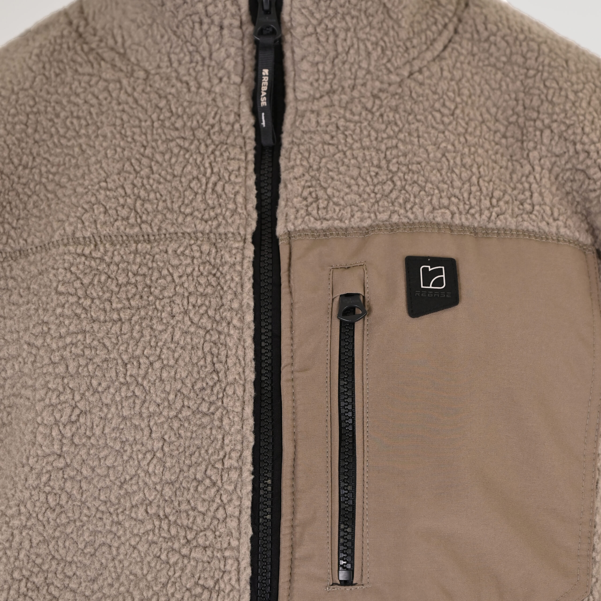 262RFT-7080 SHERPA FULL ZIP WITH PATCH CHEST POCKET TAUPE - Image 5