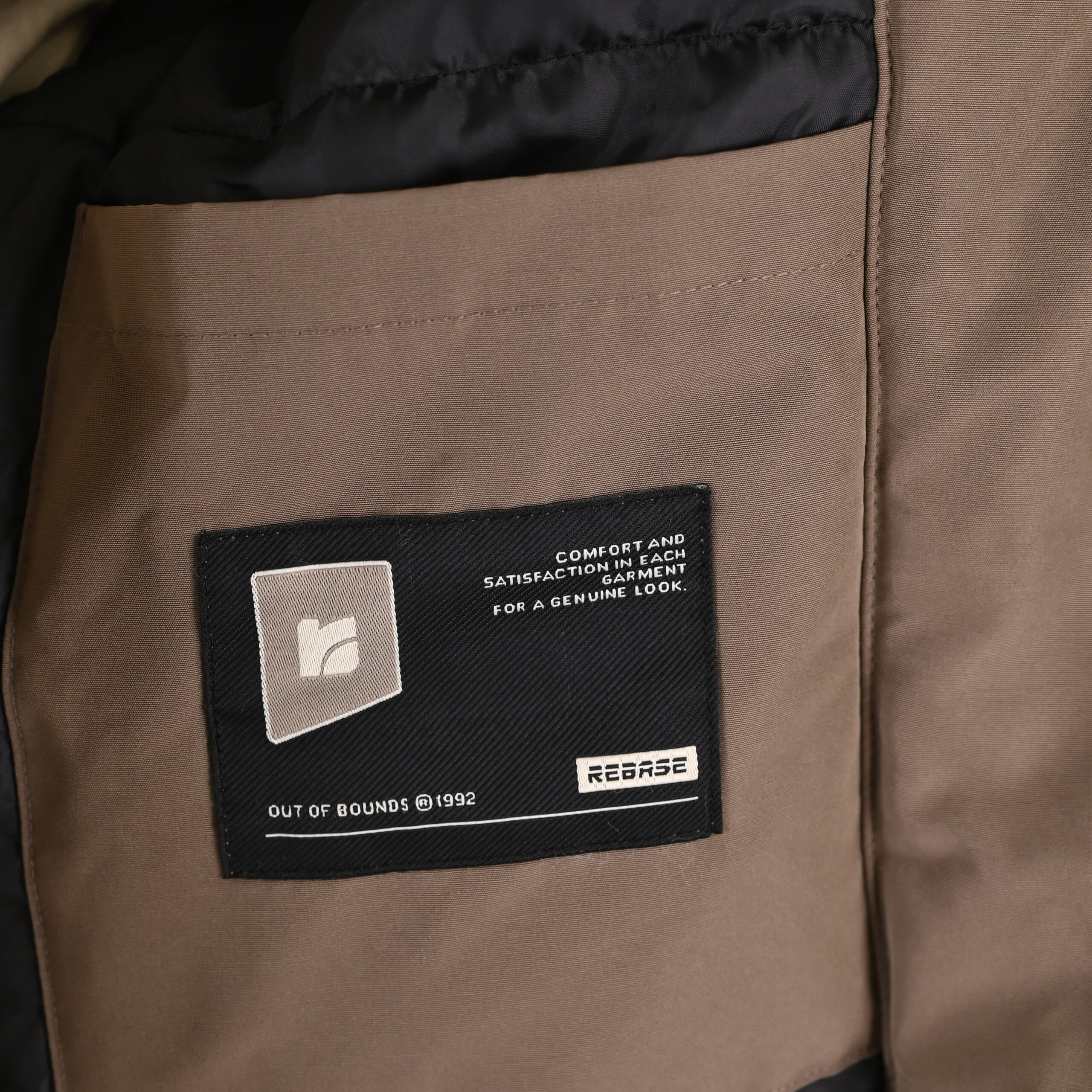 262RJK-2093 JACKETS BOMBER MUD - Image 8