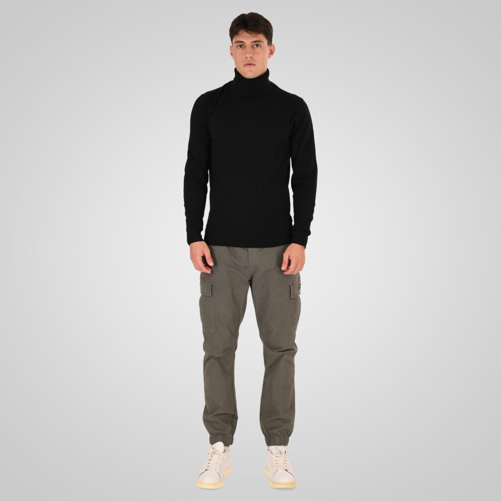 262RKNIT-8051 KNITS ROLL NECK BLACK