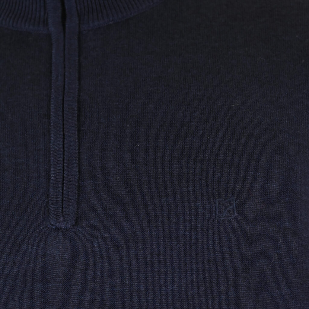 262RKNIT-8052 KNITS HALF-ZIP WITH DENSE EMBROIDERY NAVY MELANGE