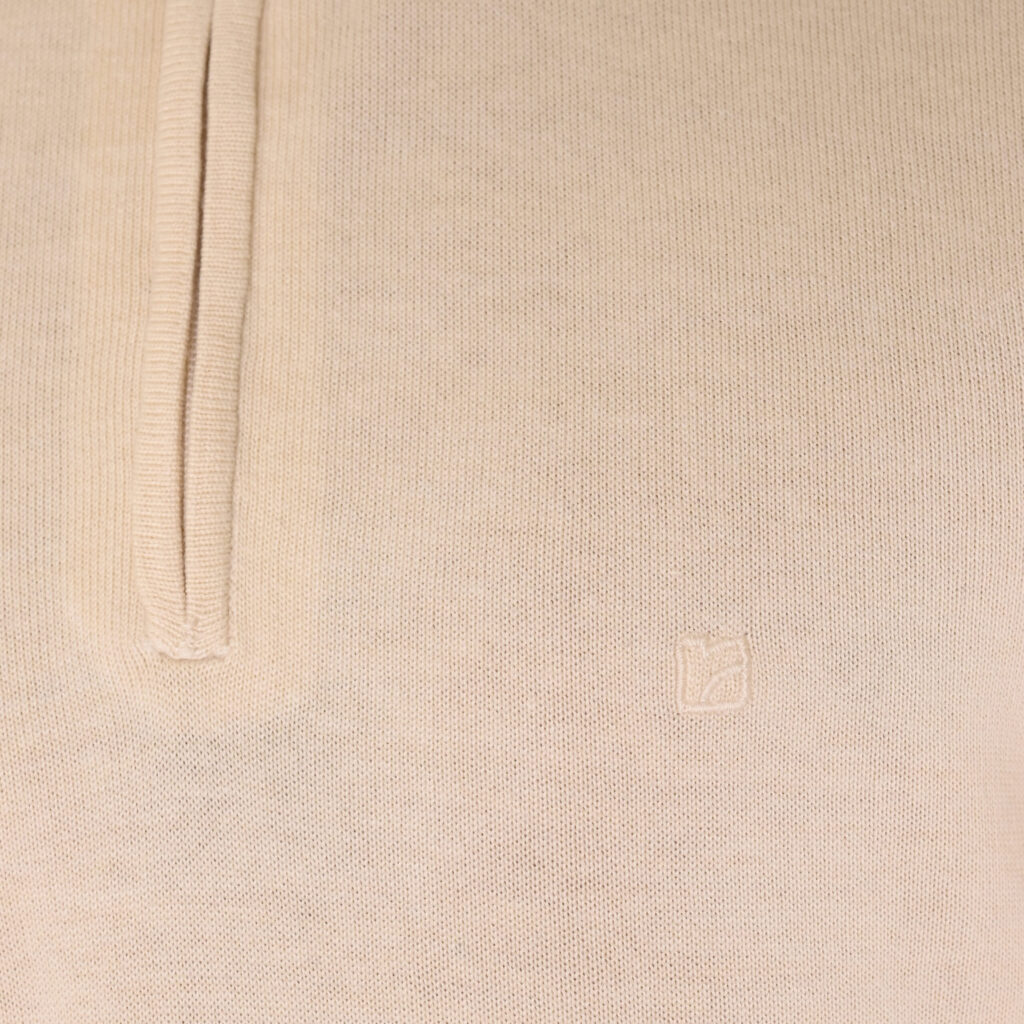 262RKNIT-8052 KNITS HALF-ZIP WITH DENSE EMBROIDERY OFF WHITE MELANGE