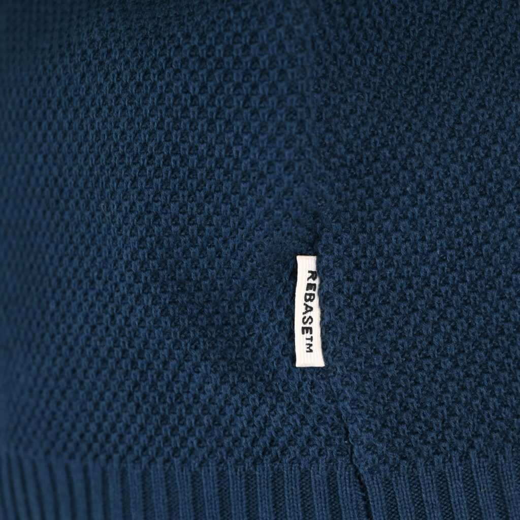 262RKNIT-8054 KNITS HALF-ZIP WITH STAND-UP COLLAR (SPECIAL KNITTING) DK PETROL