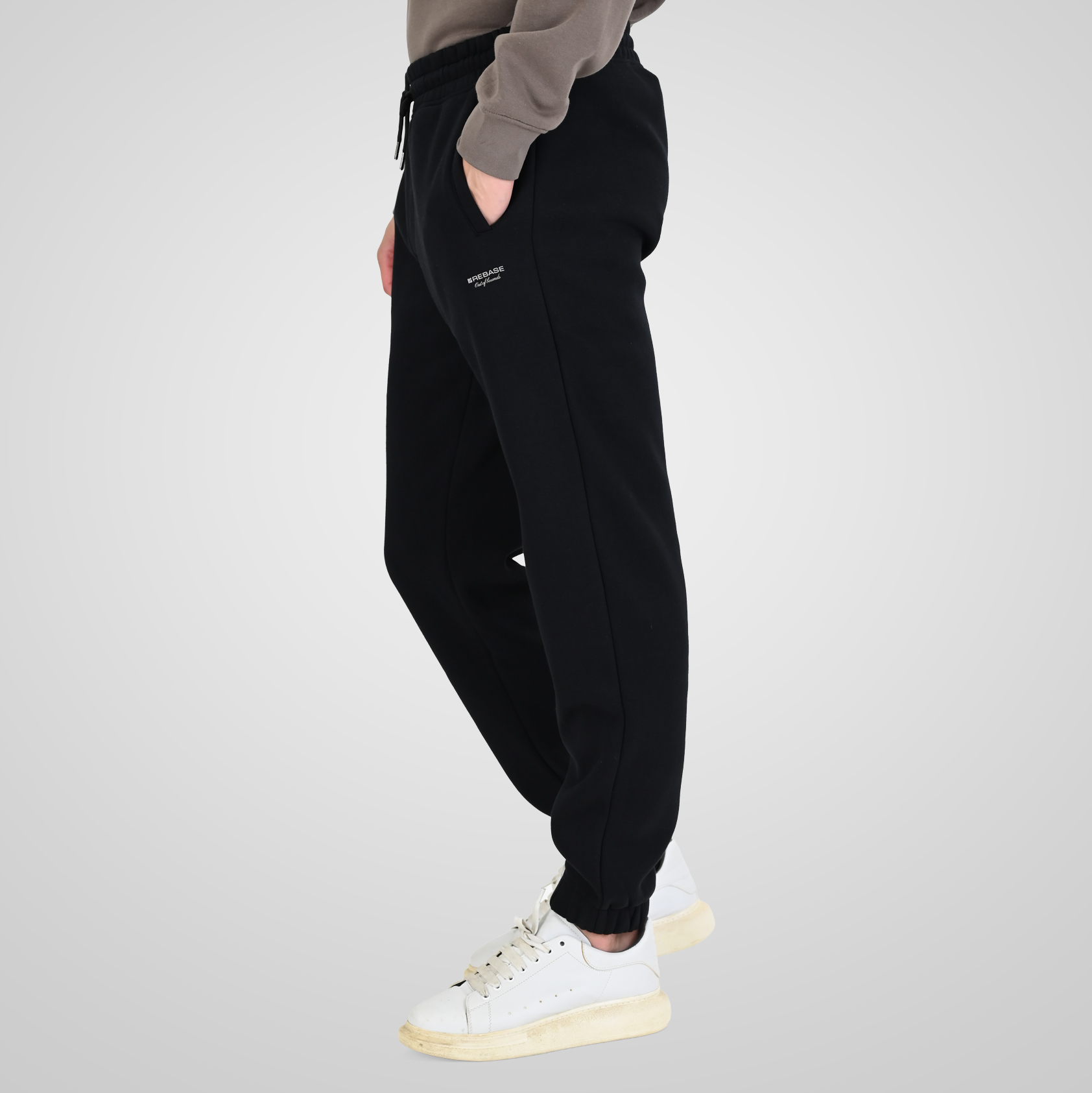 262RPAN-6045 JOGGER PANTS WITH ELASTIC WAISTBAND. HEM AND HIGH DENSITY PRINT (BRUSHED FLEECE) BLACK - Image 3