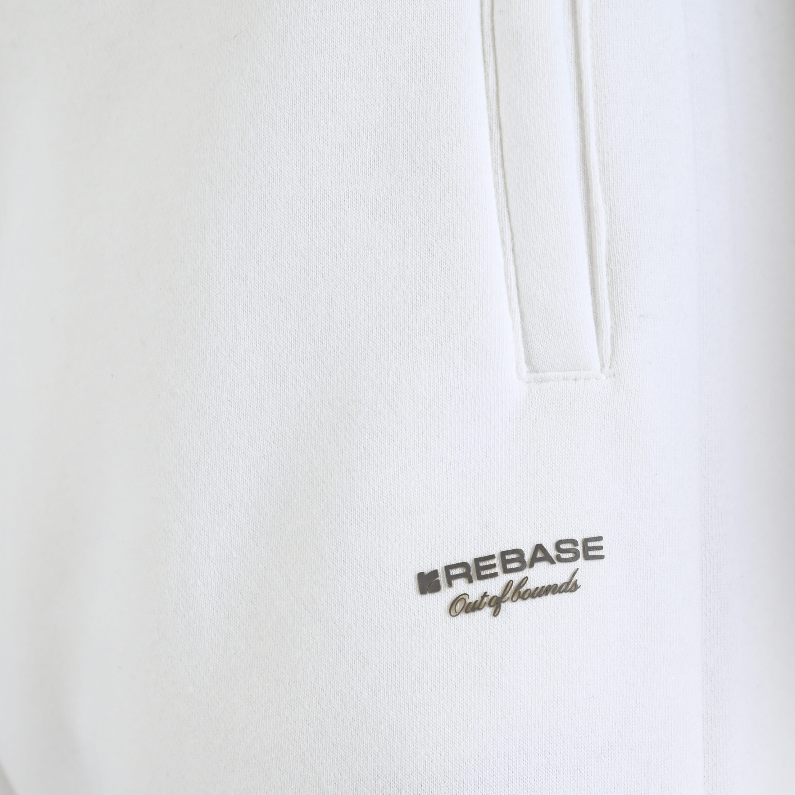 262RPAN-6045 JOGGER PANTS WITH ELASTIC WAISTBAND. HEM AND HIGH DENSITY PRINT (BRUSHED FLEECE) OFF WHITE - Image 5