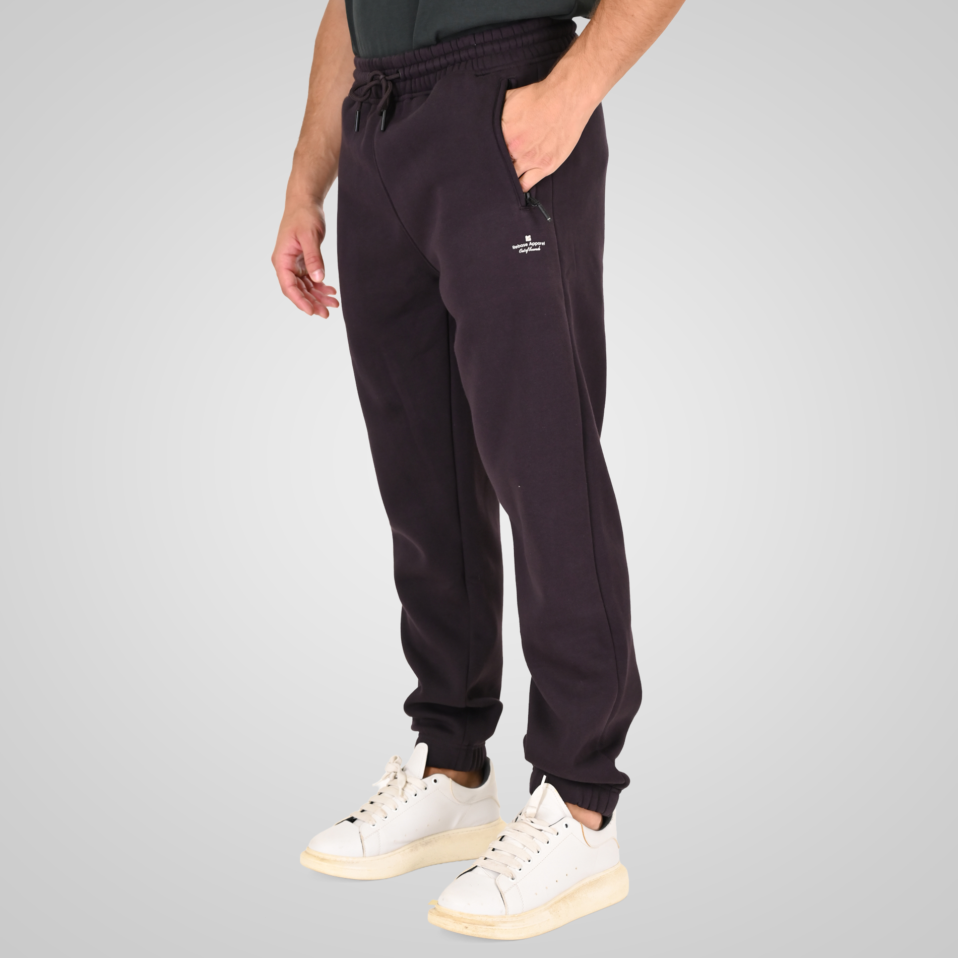262RPAN-6046 JOGGER PANTS WITH ELASTIC WAISTBAND. HEM. HIGH DENSITY PRINT AND ZIPPERED POCKETS (BRUSHED FLEECE) AUBERGINE - Image 3