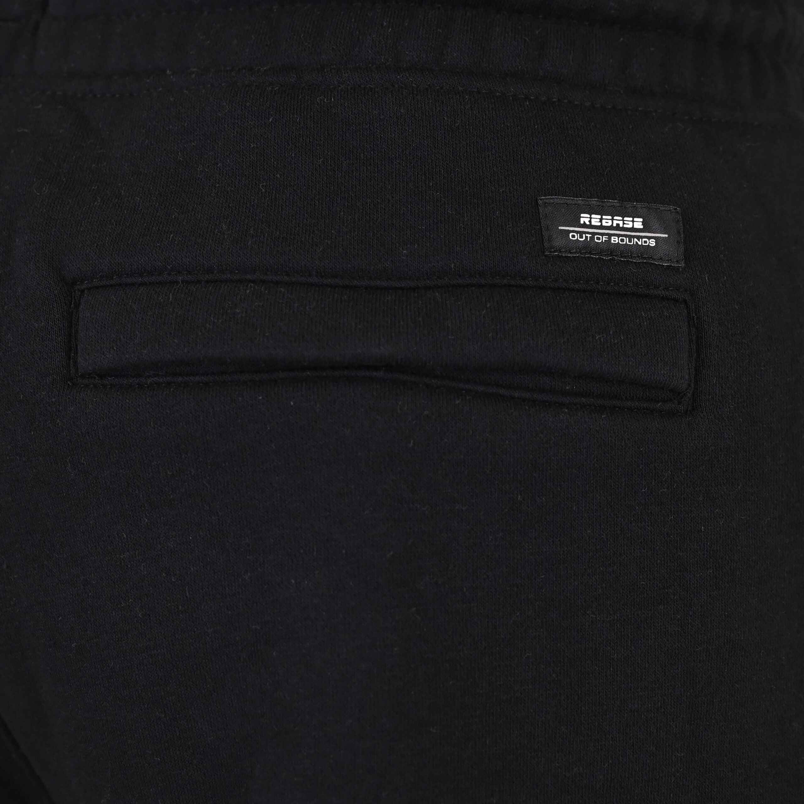 262RPAN-6046 JOGGER PANTS WITH ELASTIC WAISTBAND. HEM. HIGH DENSITY PRINT AND ZIPPERED POCKETS (BRUSHED FLEECE) BLACK - Image 6