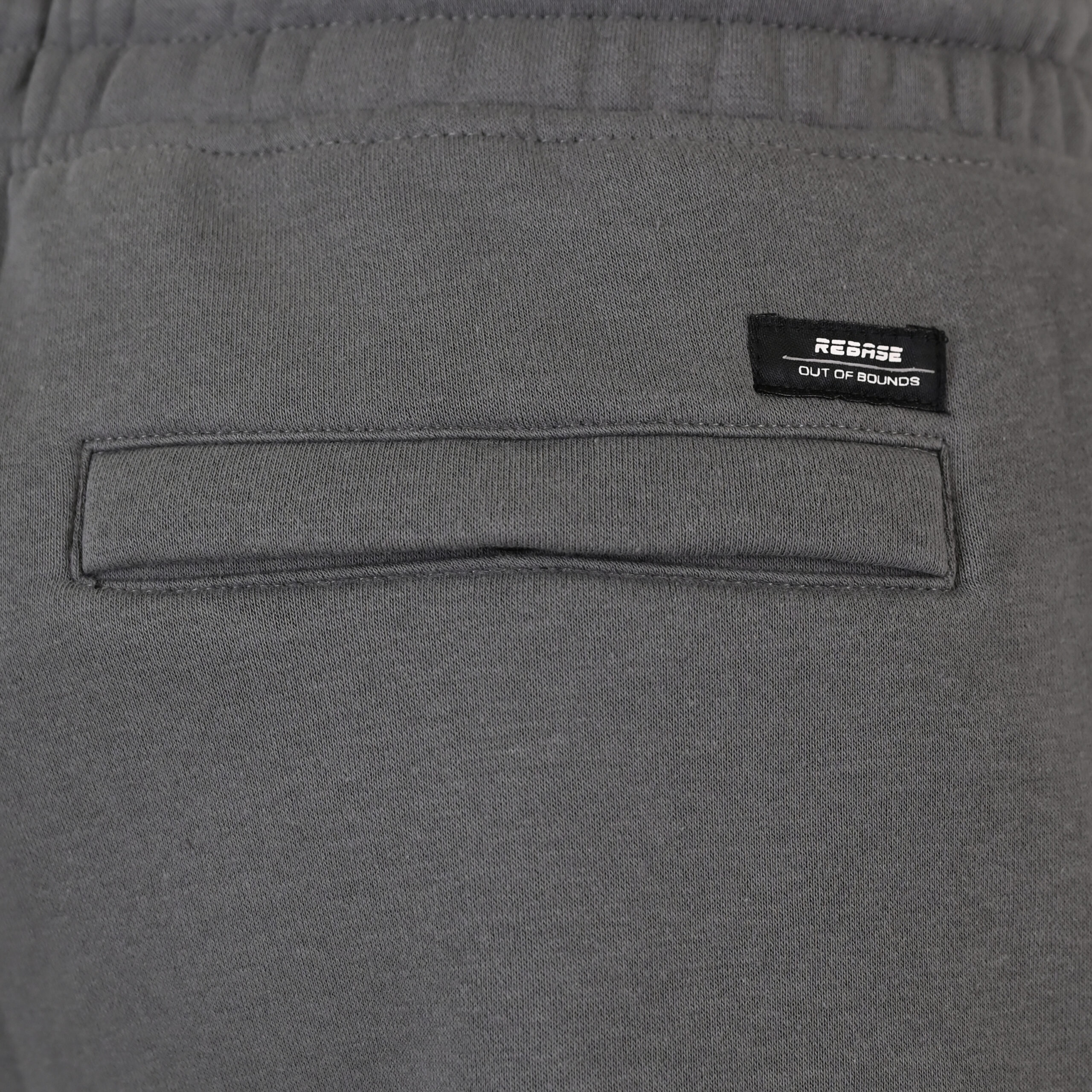 262RPAN-6046 JOGGER PANTS WITH ELASTIC WAISTBAND. HEM. HIGH DENSITY PRINT AND ZIPPERED POCKETS (BRUSHED FLEECE) CLOUDY GREY - Image 6