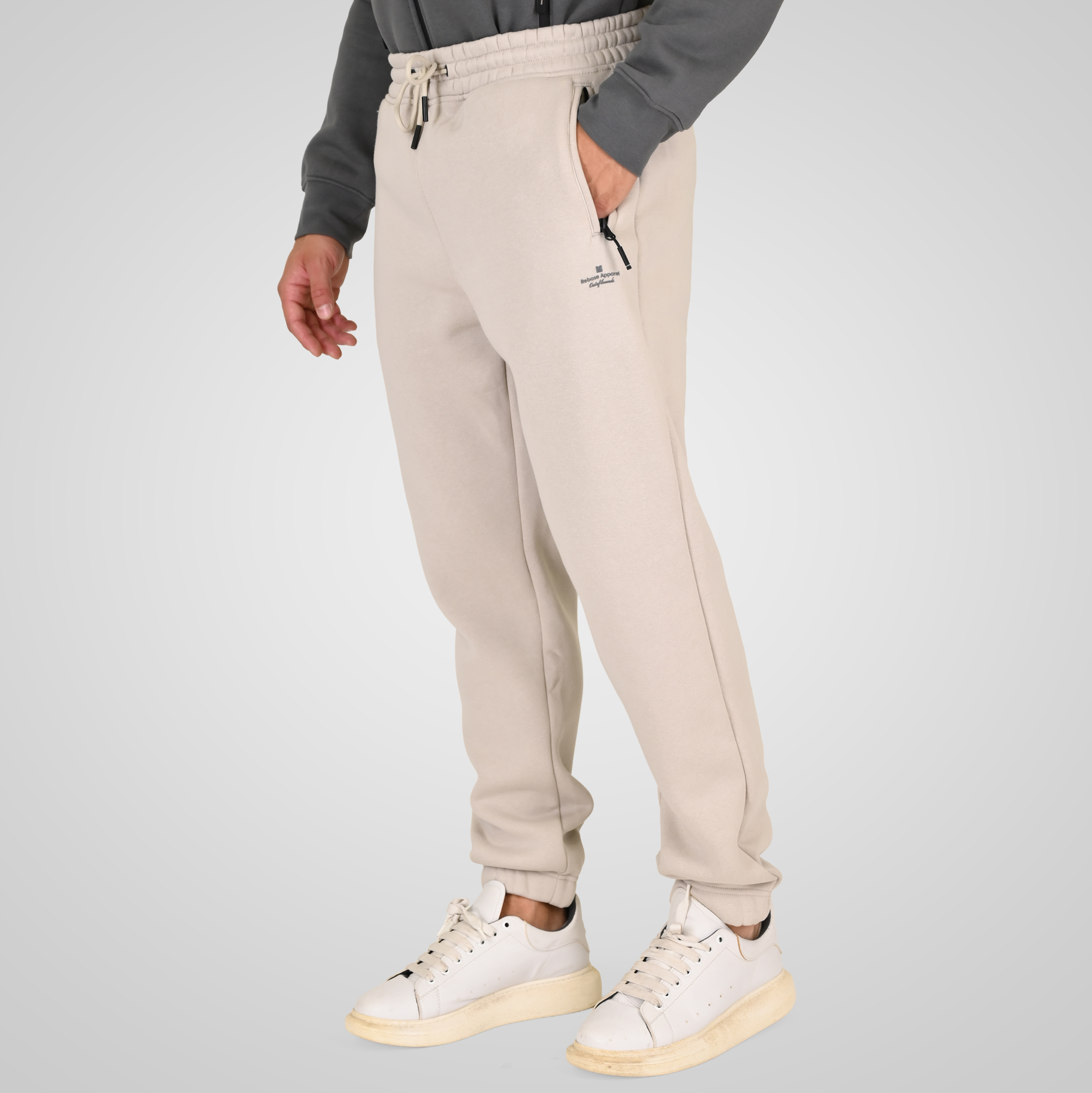 262RPAN-6046 JOGGER PANTS WITH ELASTIC WAISTBAND. HEM. HIGH DENSITY PRINT AND ZIPPERED POCKETS (BRUSHED FLEECE) ICE - Image 3