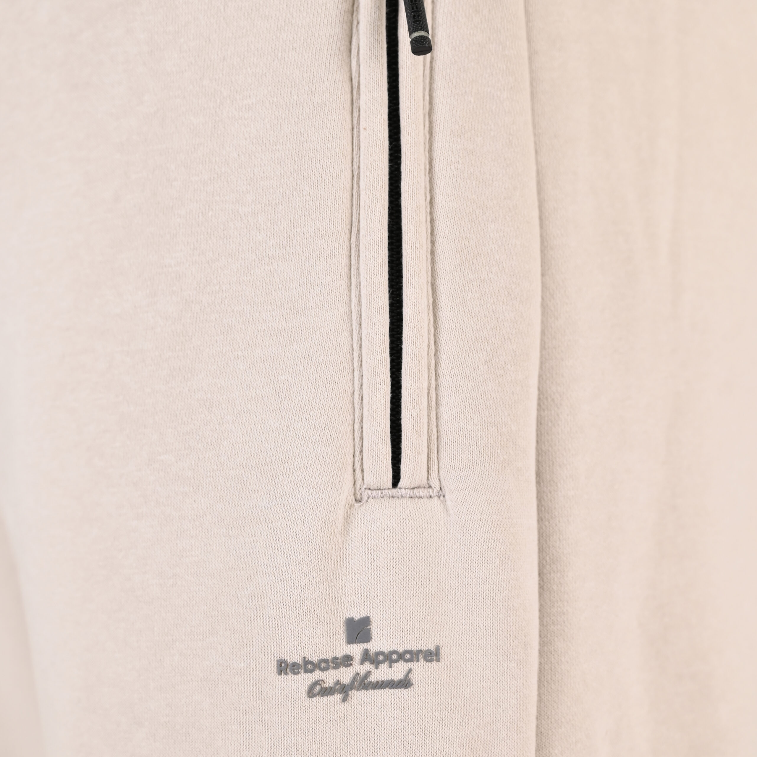 262RPAN-6046 JOGGER PANTS WITH ELASTIC WAISTBAND. HEM. HIGH DENSITY PRINT AND ZIPPERED POCKETS (BRUSHED FLEECE) ICE - Image 6