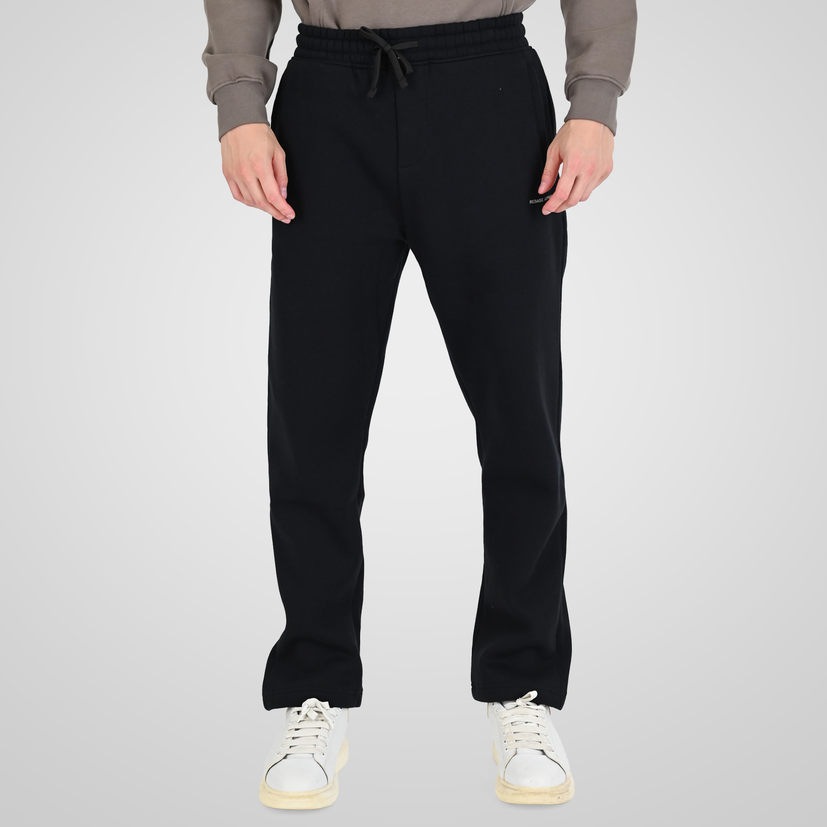 262RPAN-6048 JOGGER PANTS WITH ELASTIC WAISTBAND AND HIGH DENSITY PRINT (RELAXED FIT) (BRUSHED FLEECE) BLACK - Image 1