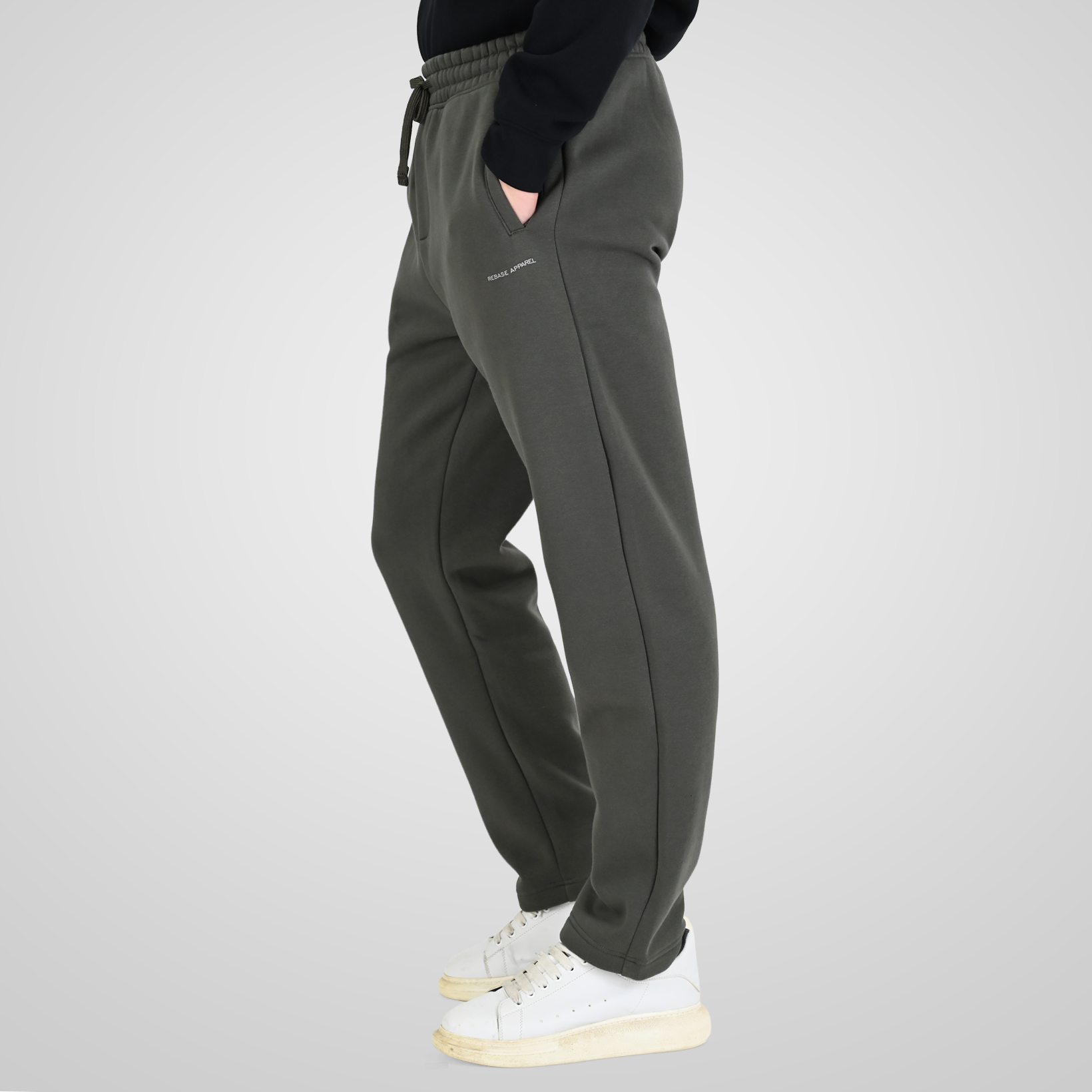 262RPAN-6048 JOGGER PANTS WITH ELASTIC WAISTBAND AND HIGH DENSITY PRINT (RELAXED FIT) (BRUSHED FLEECE) KHAKI - Image 3