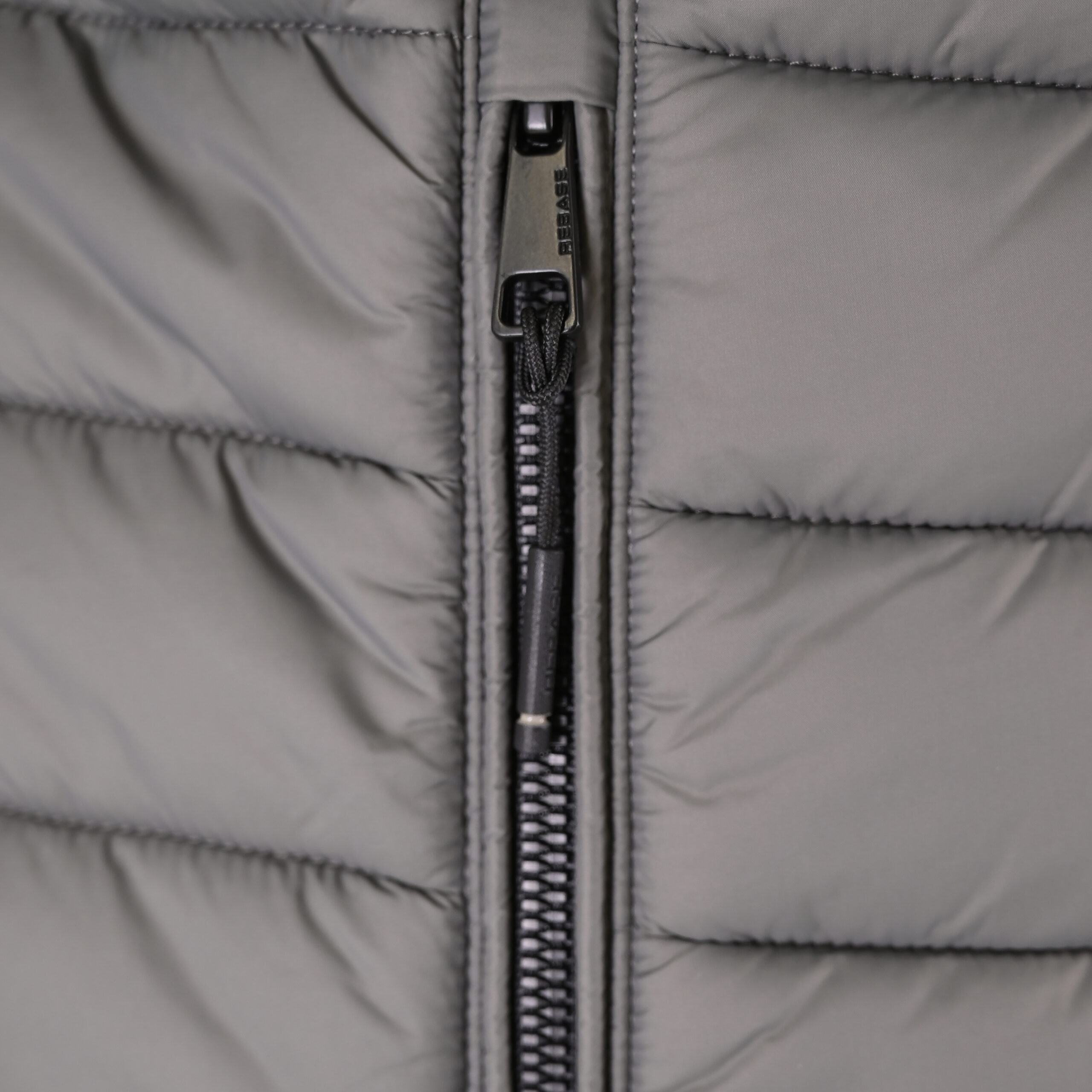 262RSJK-2085 JACKETS SLEEVELESS SMOKE GREY - Image 5