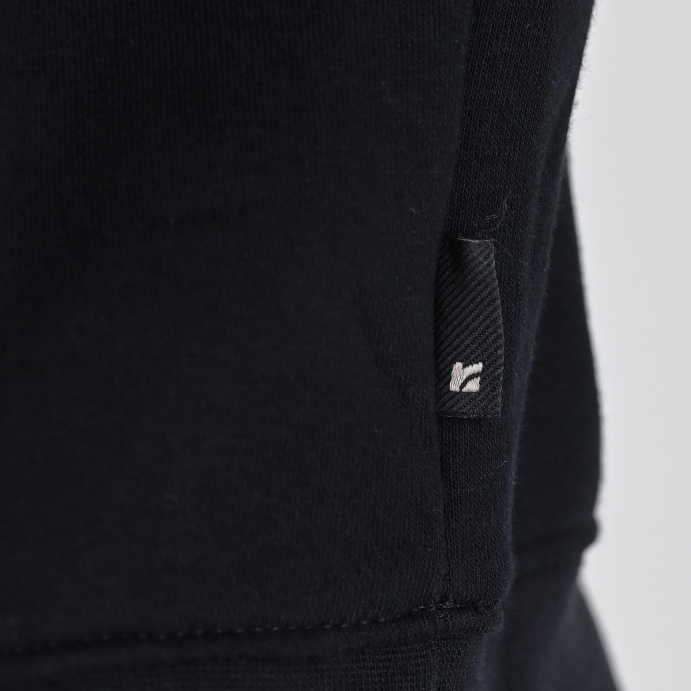 262RTOP-1100 HOODIE WITH HIGH DENSITY PRINT (BRUSHED FLEECE) BLACK - Image 6