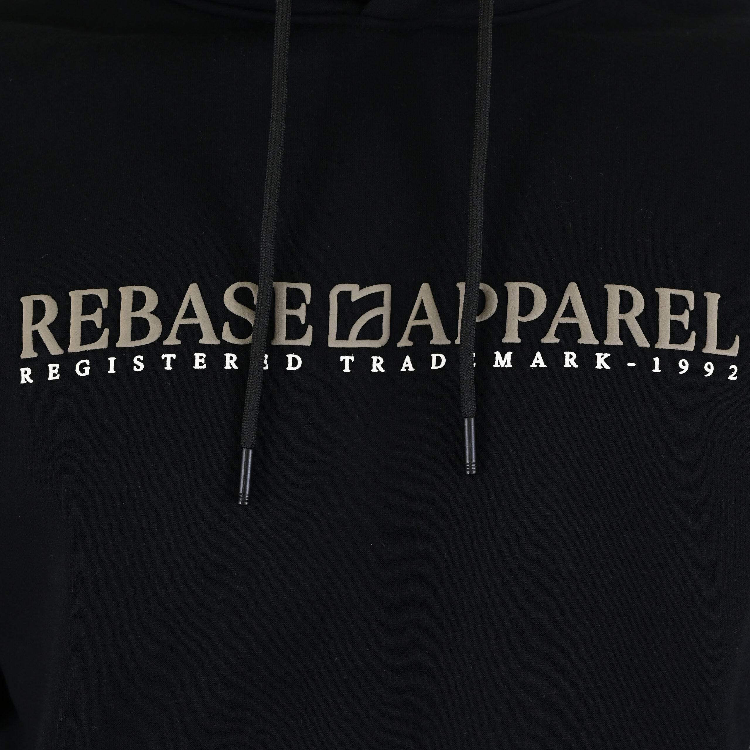 262RTOP-1101 HOODIE WITH PUFF PRINT (BRUSHED FLEECE) BLACK - Image 5