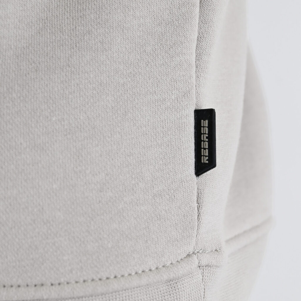 262RTOP-1101 HOODIE WITH PUFF PRINT (BRUSHED FLEECE) ICE