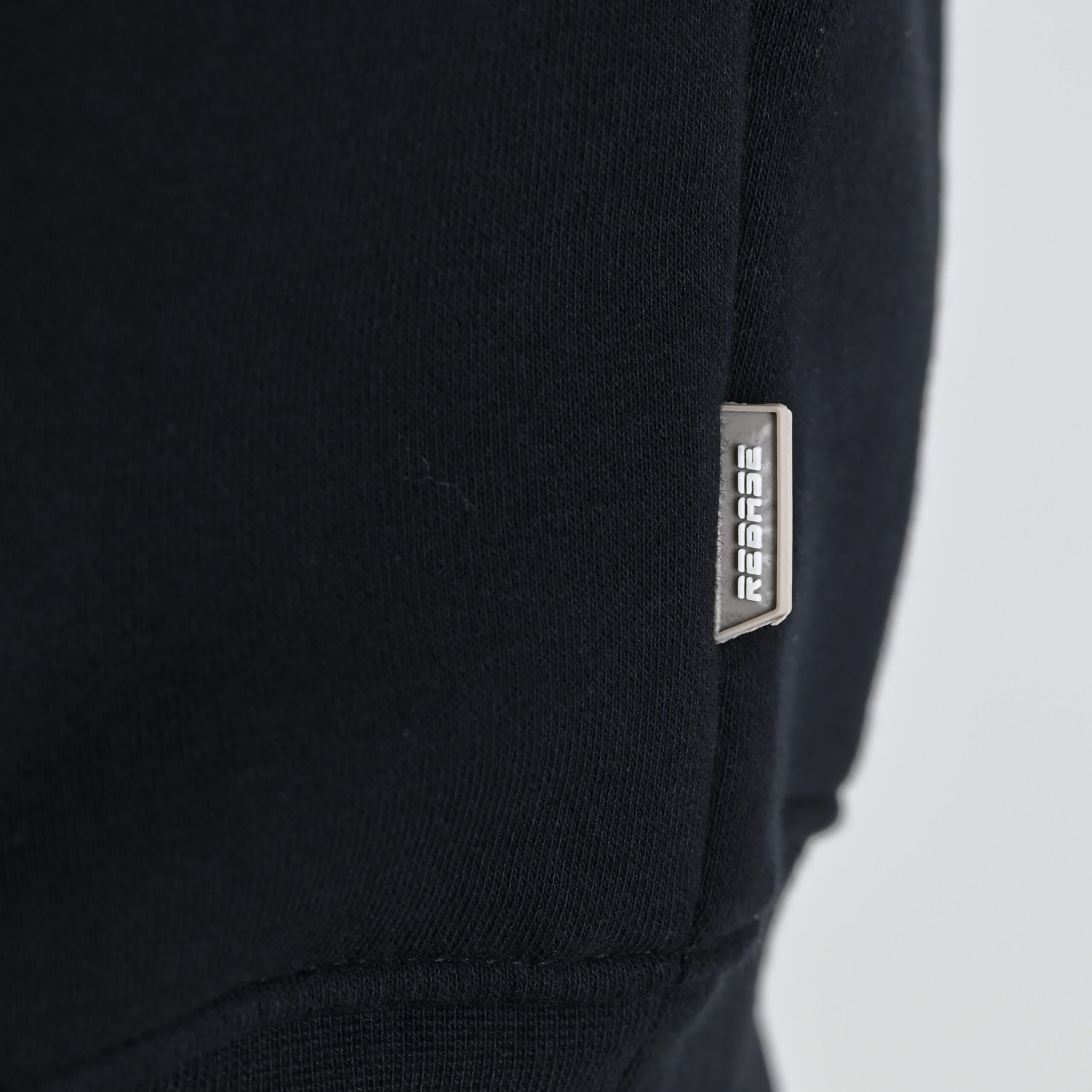 262RTOP-1102 HOODIE WITH HIGH DENSITY PRINT (BRUSHED FLEECE) BLACK - Image 6