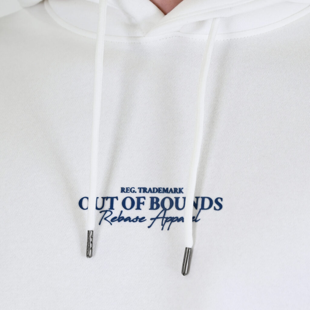 262RTOP-1102 HOODIE WITH HIGH DENSITY PRINT (BRUSHED FLEECE) OFF WHITE