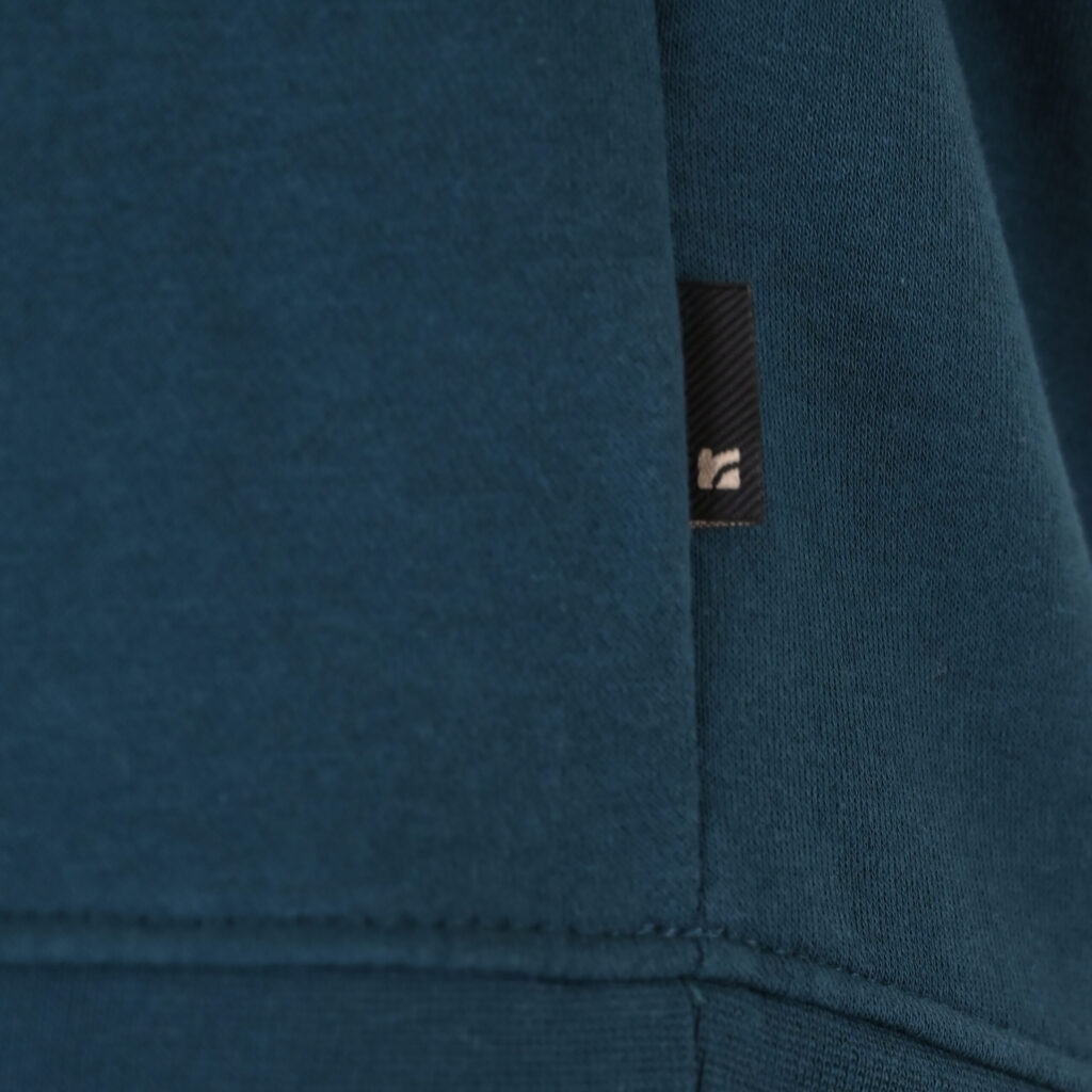 262RTOP-1103 HOODIE WITH PRESSED-EMBOSSED PRINT (BRUSHED FLEECE) DEEP TEAL