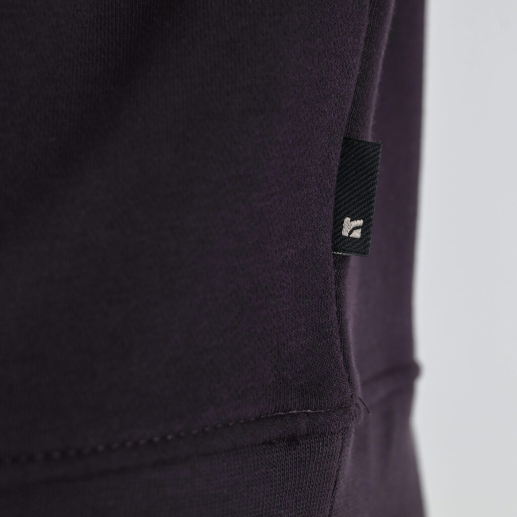 262RTOP-1113 CREWNECK TOP WITH HIGH DENSITY PRINT (BRUSHED FLEECE) AUBERGINE