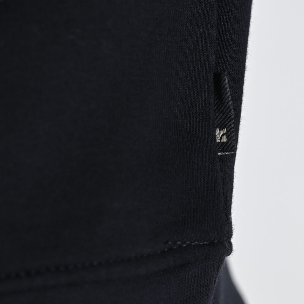 262RTOP-1113 CREWNECK TOP WITH HIGH DENSITY PRINT (BRUSHED FLEECE) BLACK