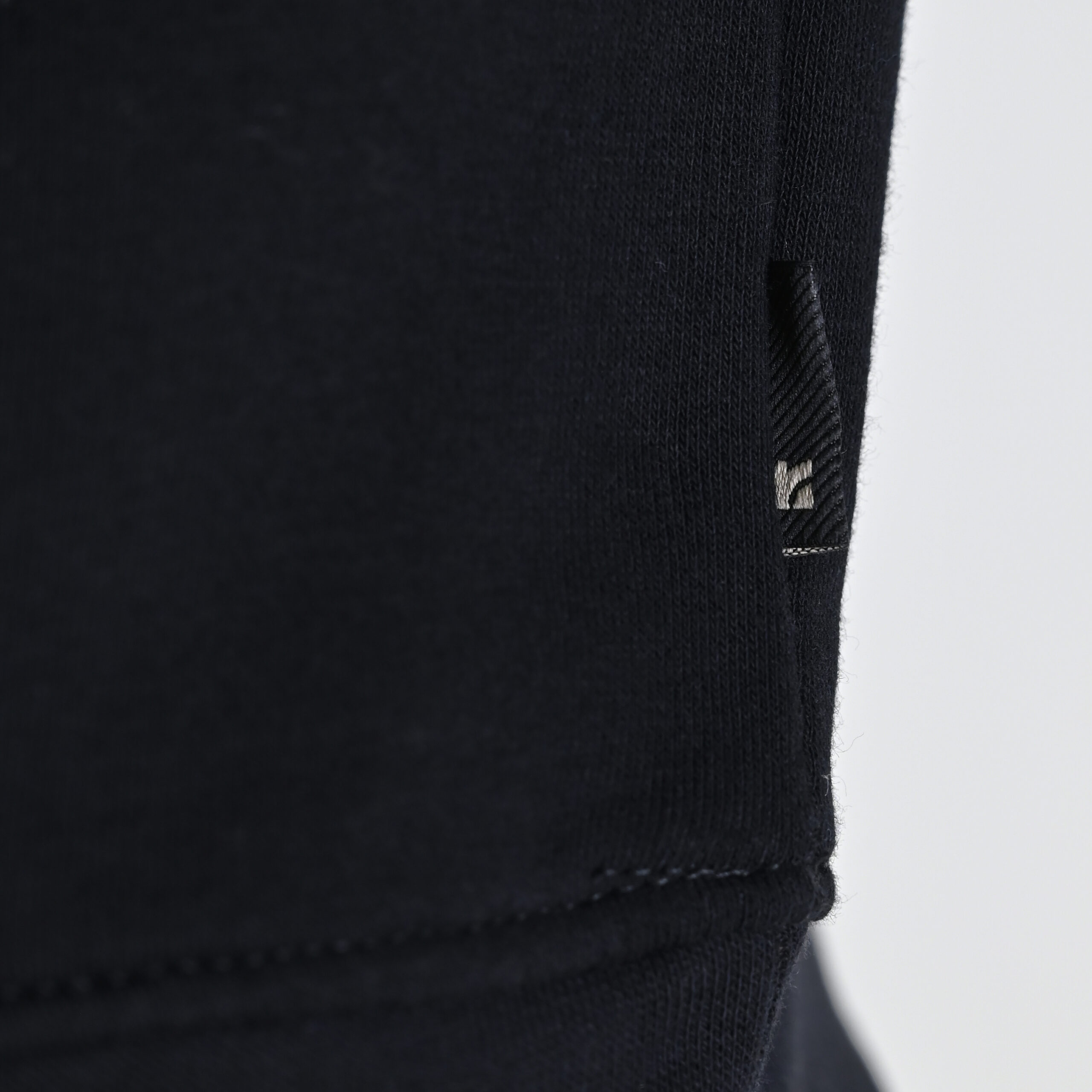 262RTOP-1113 CREWNECK TOP WITH HIGH DENSITY PRINT (BRUSHED FLEECE) BLACK - Image 6