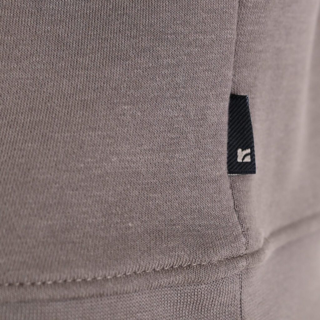 262RTOP-1113 CREWNECK TOP WITH HIGH DENSITY PRINT (BRUSHED FLEECE) TAUPE