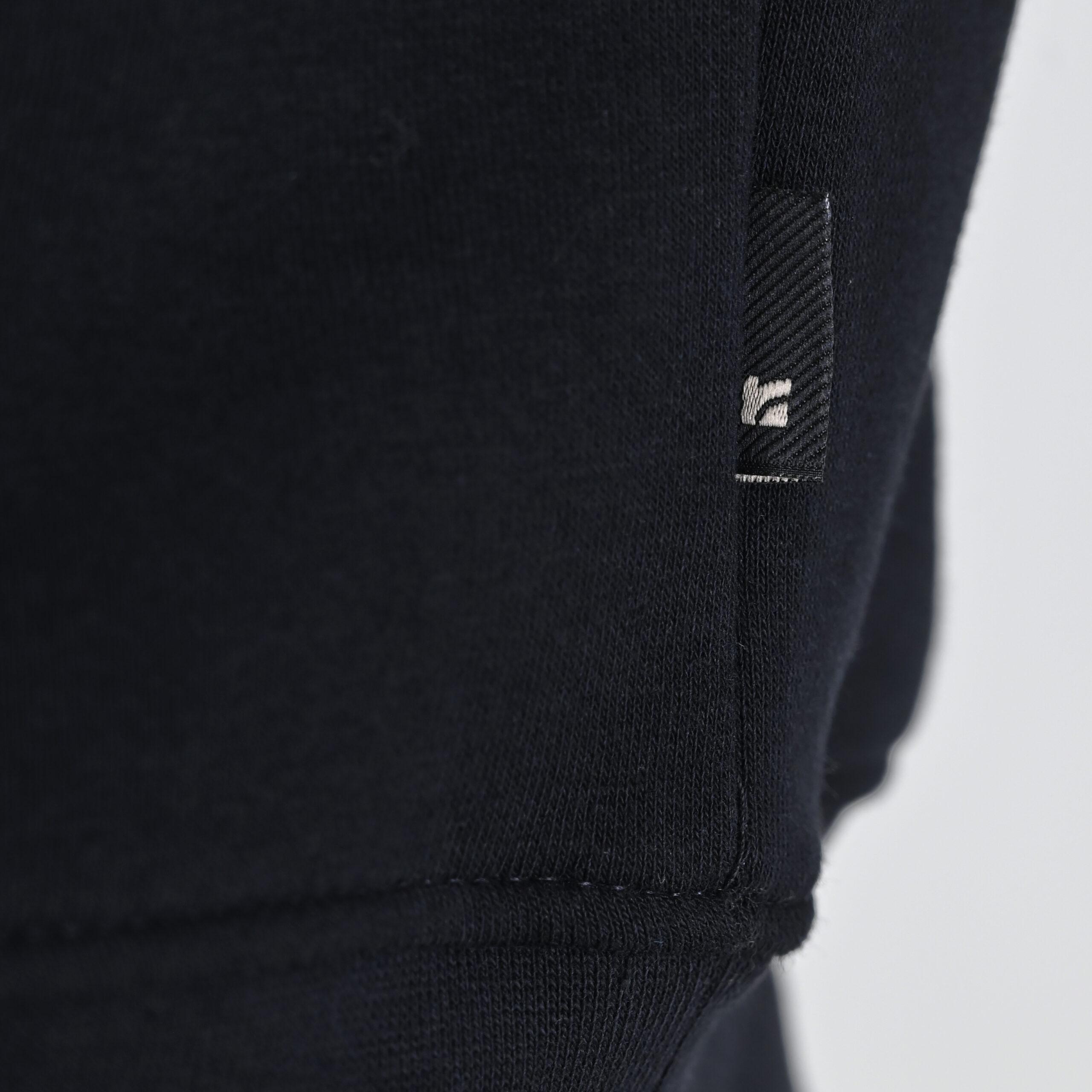 262RTOP-1114 CREWNECK TOP WITH HIGH DENSITY (BRUSHED FLEECE) BLACK - Image 6