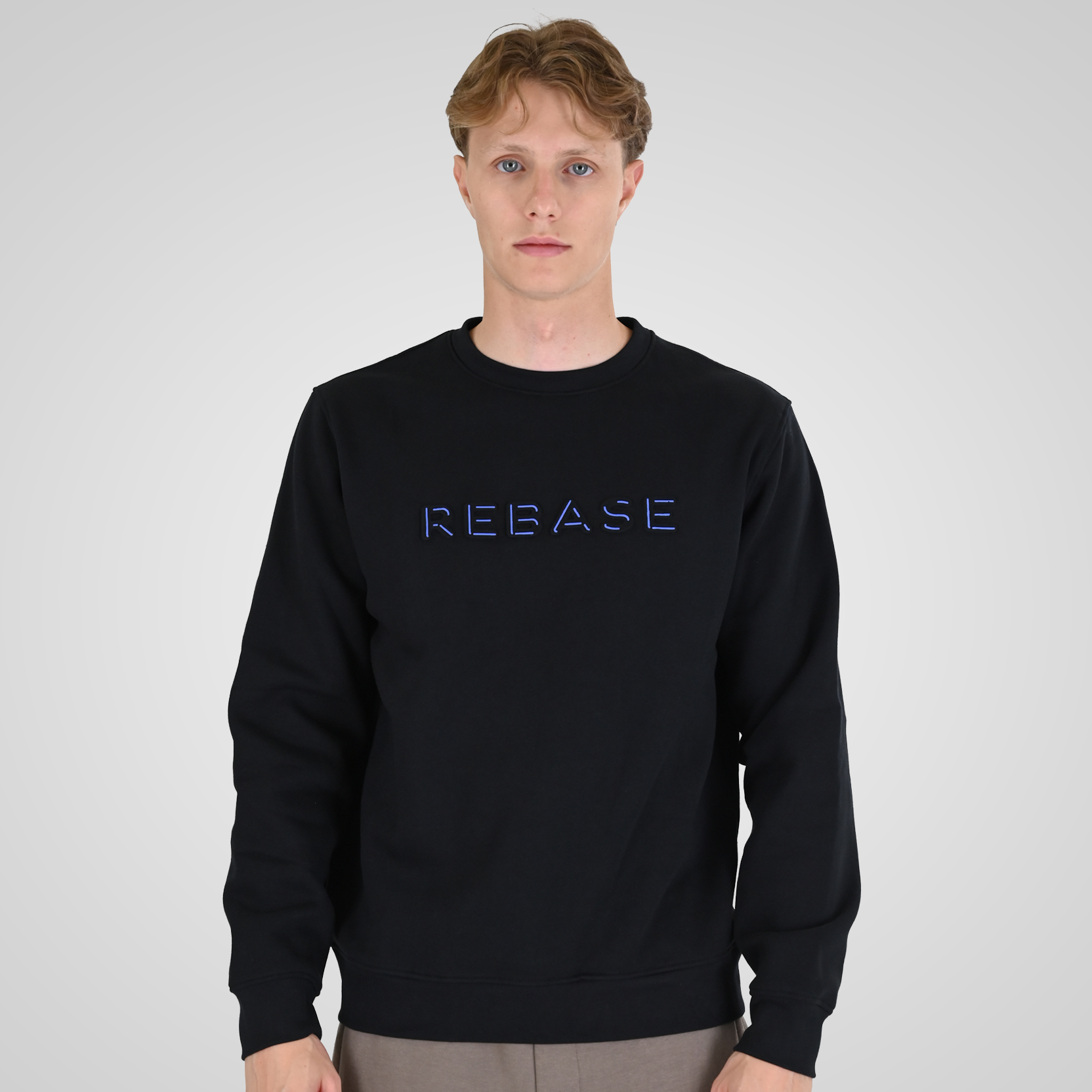 262RTOP-1117 CREWNECK TOP WITH EMBOSSED PRINT (BRUSHED FLEECE) BLACK - Image 1