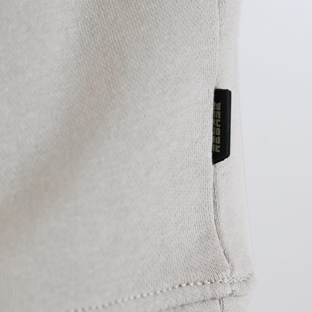 262RTOP-1117 CREWNECK TOP WITH EMBOSSED PRINT (BRUSHED FLEECE) ICE