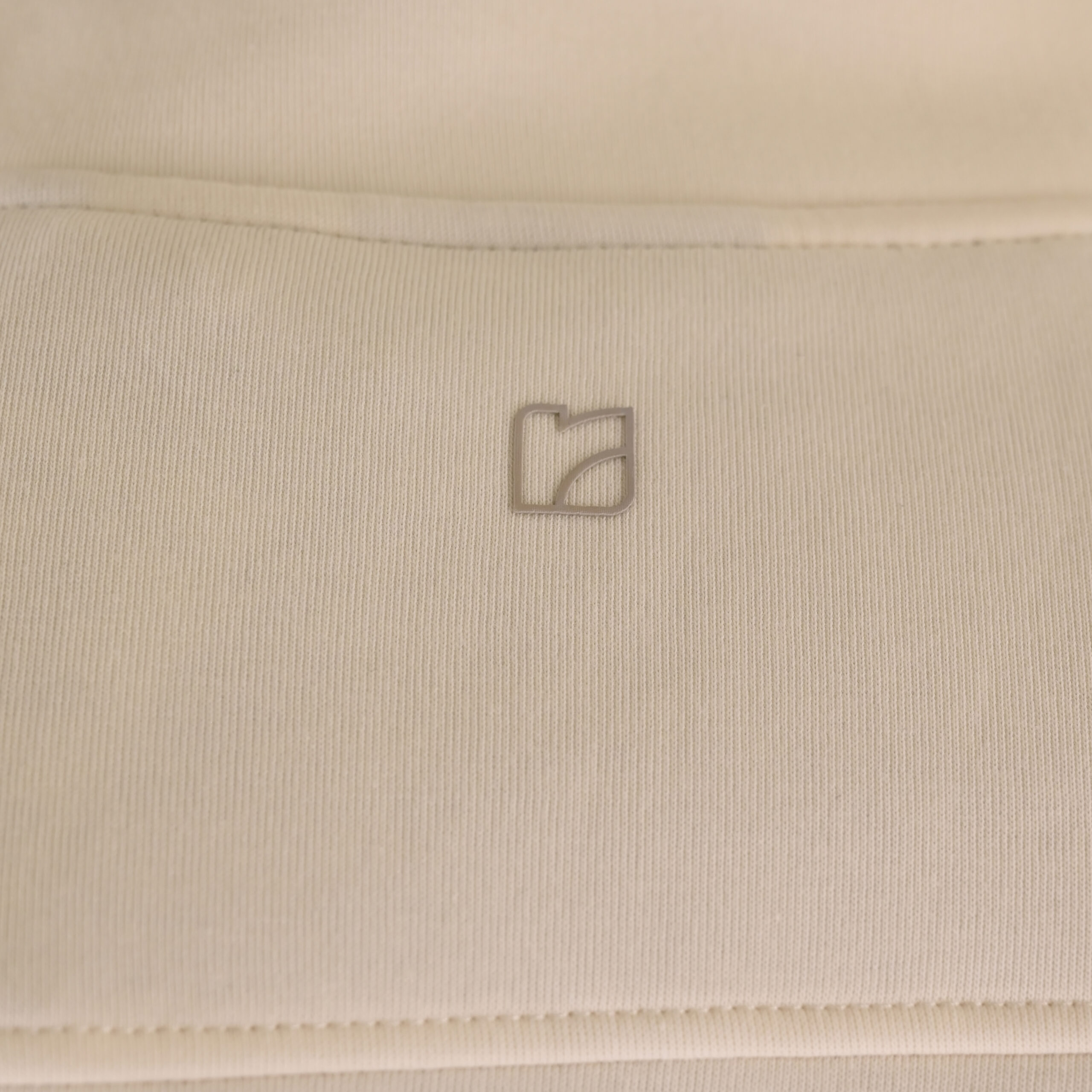 262RTOP-1123 FULL-ZIP WITH STAND-UP COLLAR AND ZIPPER POCKETS (INTERLOCK) POLAR WHITE - Image 7