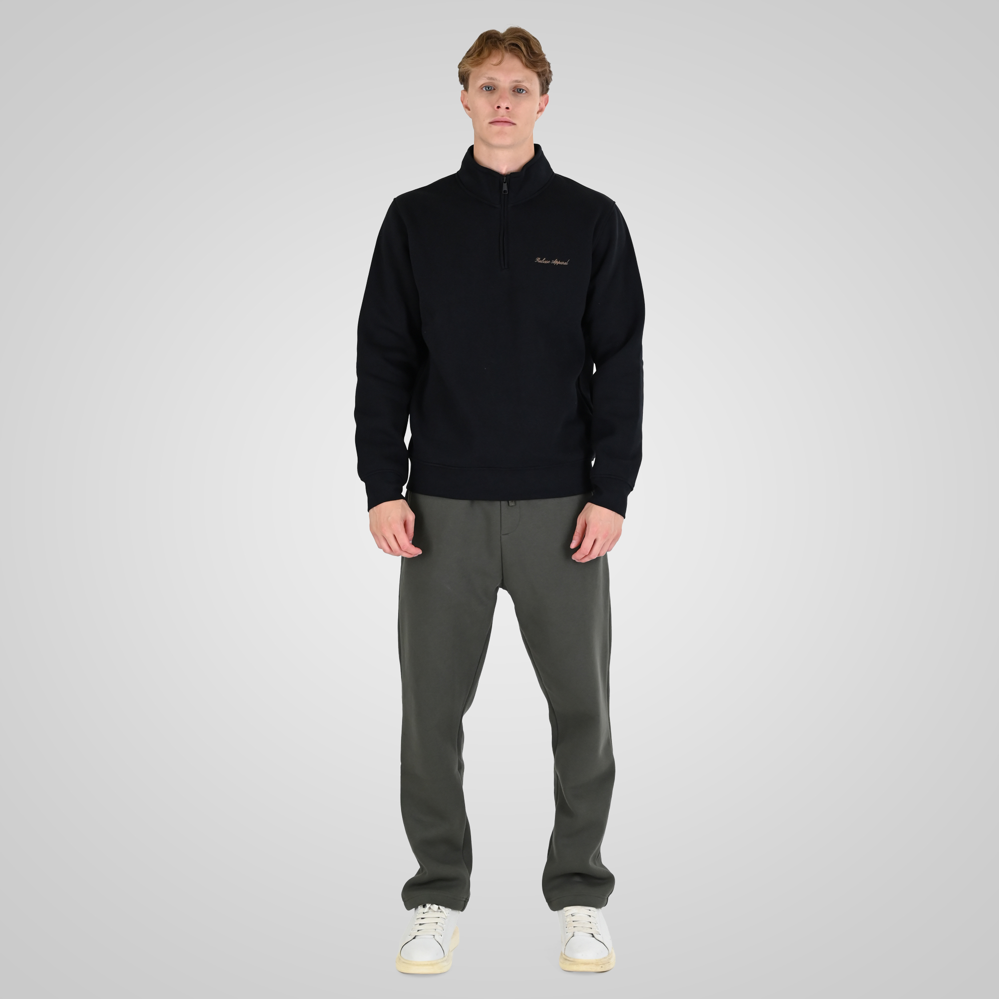 262RTOP-1128 HALF-ZIP WITH STAND-UP COLLAR AND EMBROIDERY (BRUSHED FLEECE) BLACK - Image 2