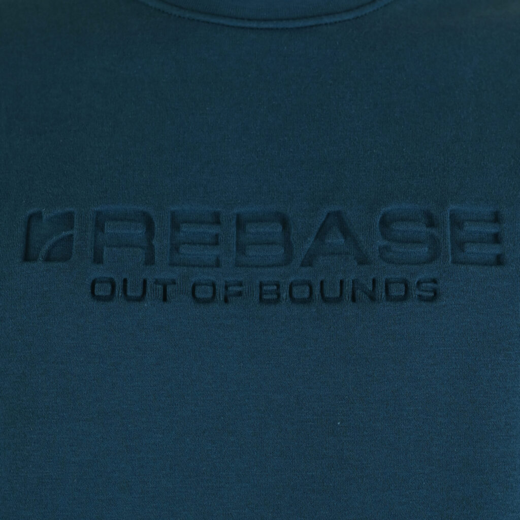 262RTOP-1173 CREWNECK TOP WITH ENGRAVED PRINT (BRUSHED FLEECE) DEEP TEAL