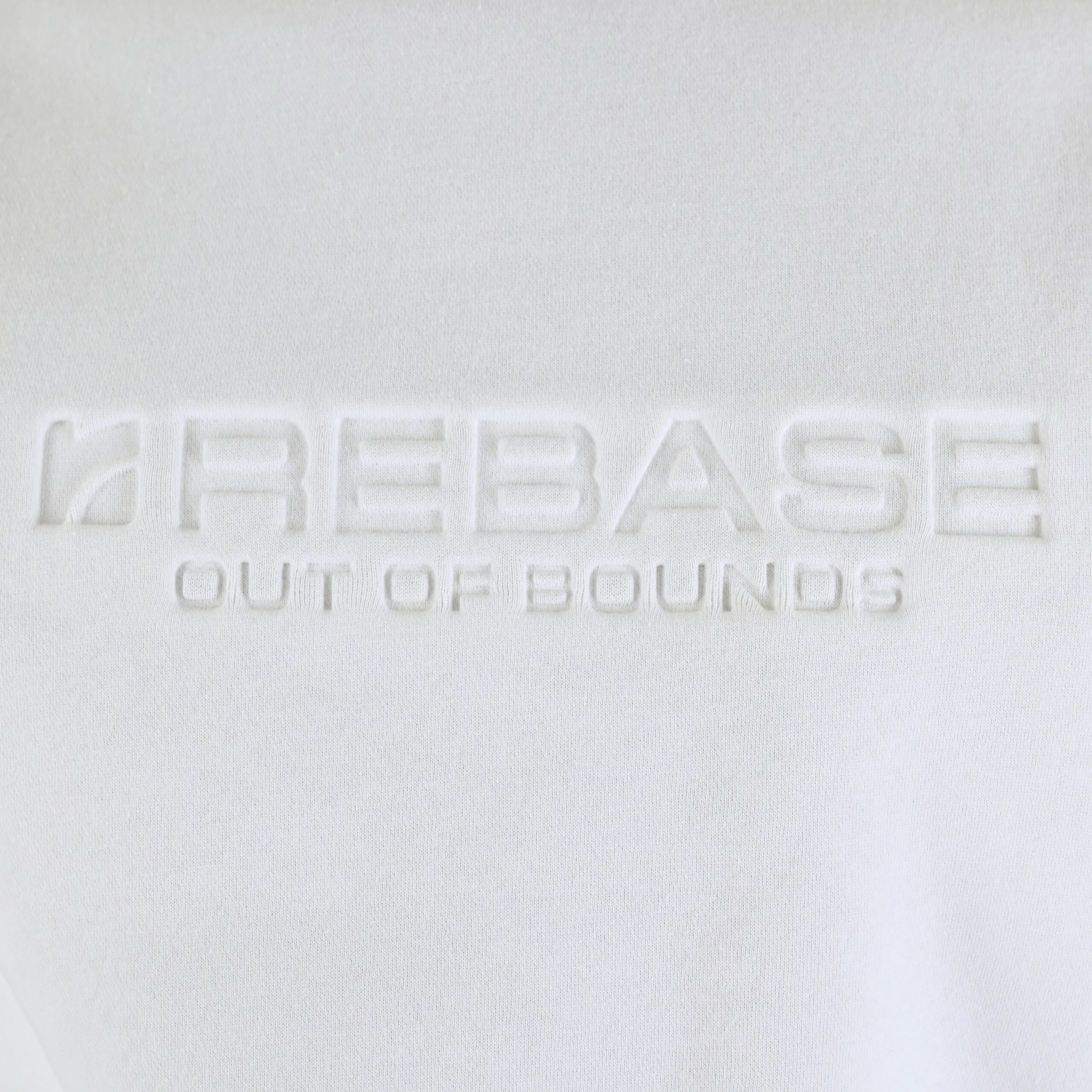 262RTOP-1173 CREWNECK TOP WITH ENGRAVED PRINT (BRUSHED FLEECE) OFF WHITE - Image 5