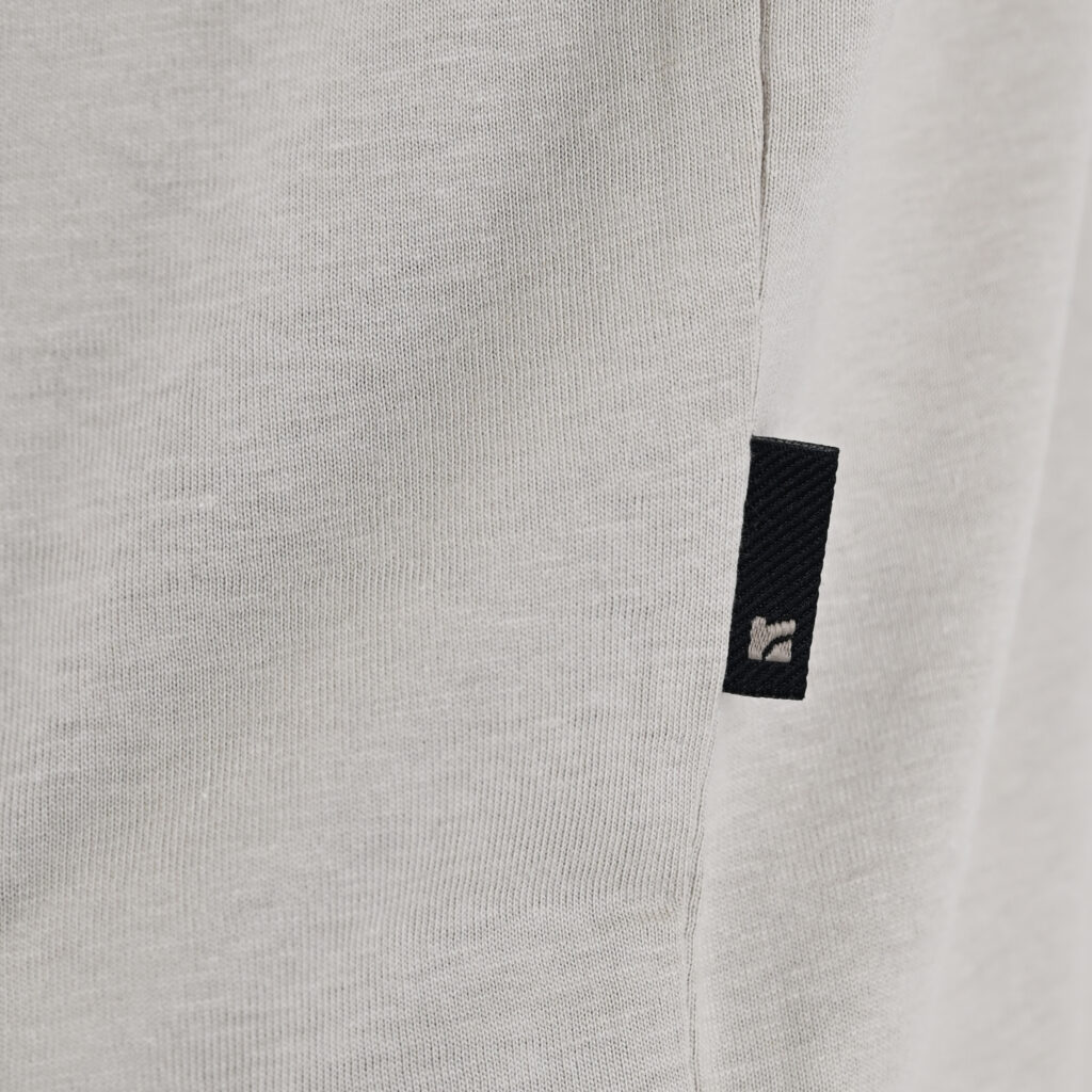 262RTS-9161 T-SHIRTS LONGSLEEVE WITH HIGH DENSITY PRINT LT ASH
