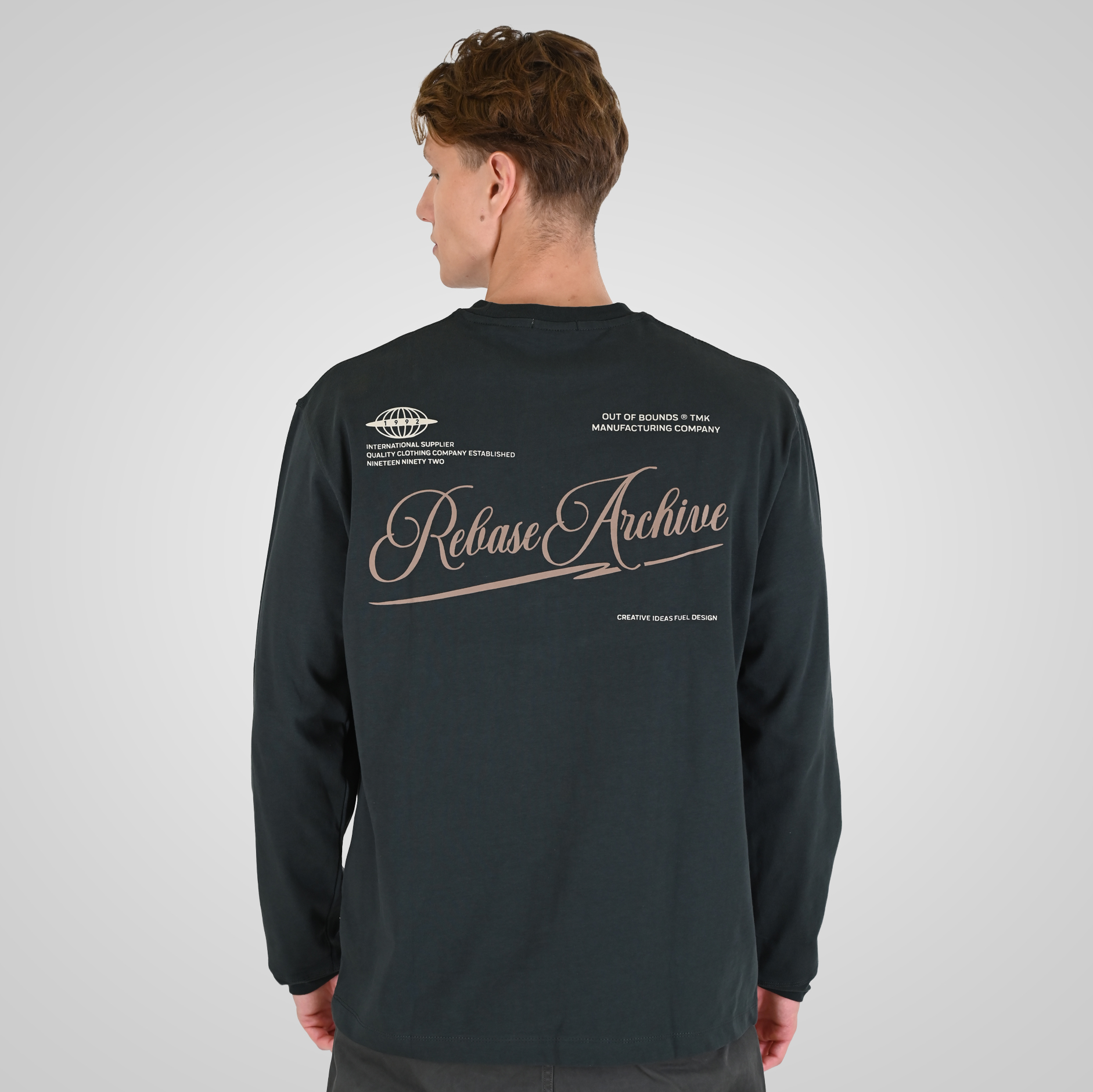 262RTS-9163 T-SHIRTS LONGSLEEVE FRONT - BACK PRINTED WITH DOUBLE PRESSED PRINT AND RIB ON CUFFS (HEAVY JERSEY) (RELAXED FIT) ANTHRACITE - Image 4