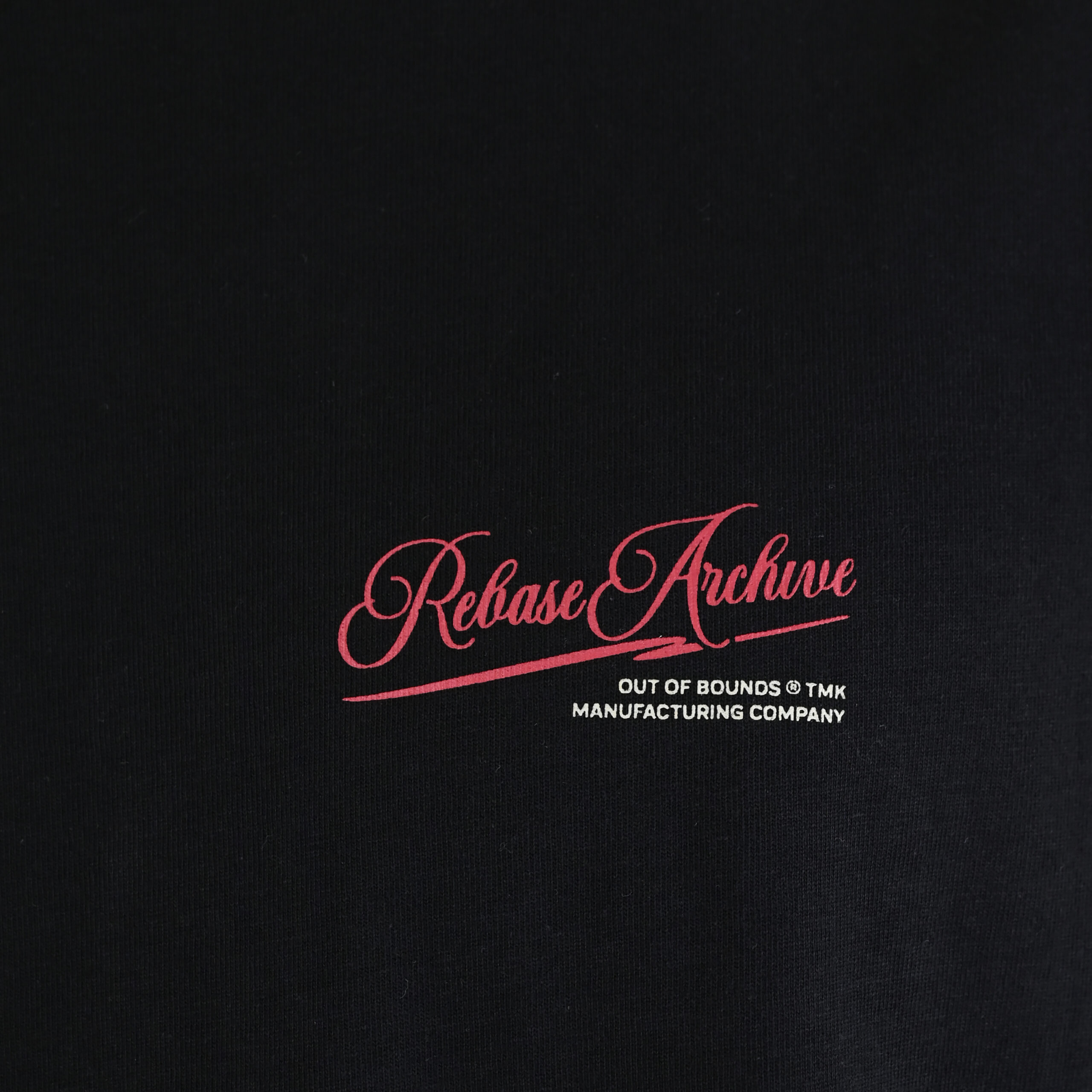 262RTS-9163 T-SHIRTS LONGSLEEVE FRONT - BACK PRINTED WITH DOUBLE PRESSED PRINT AND RIB ON CUFFS (HEAVY JERSEY) (RELAXED FIT) BLACK - Image 5
