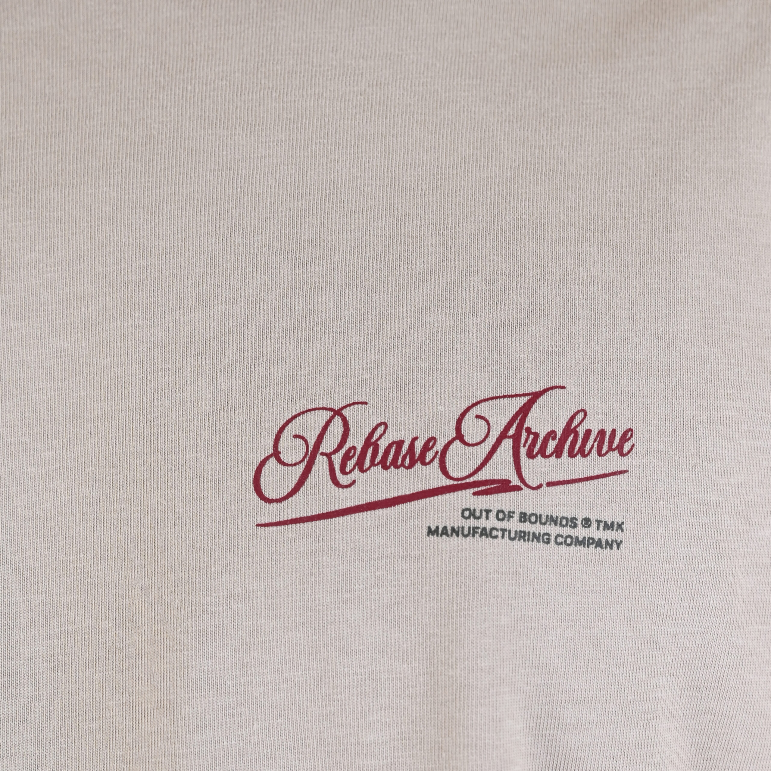 262RTS-9163 T-SHIRTS LONGSLEEVE FRONT - BACK PRINTED WITH DOUBLE PRESSED PRINT AND RIB ON CUFFS (HEAVY JERSEY) (RELAXED FIT) ICE GREY - Image 5